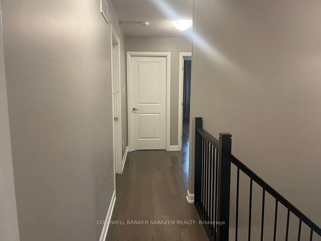 64 Vimy Ridge Crescent