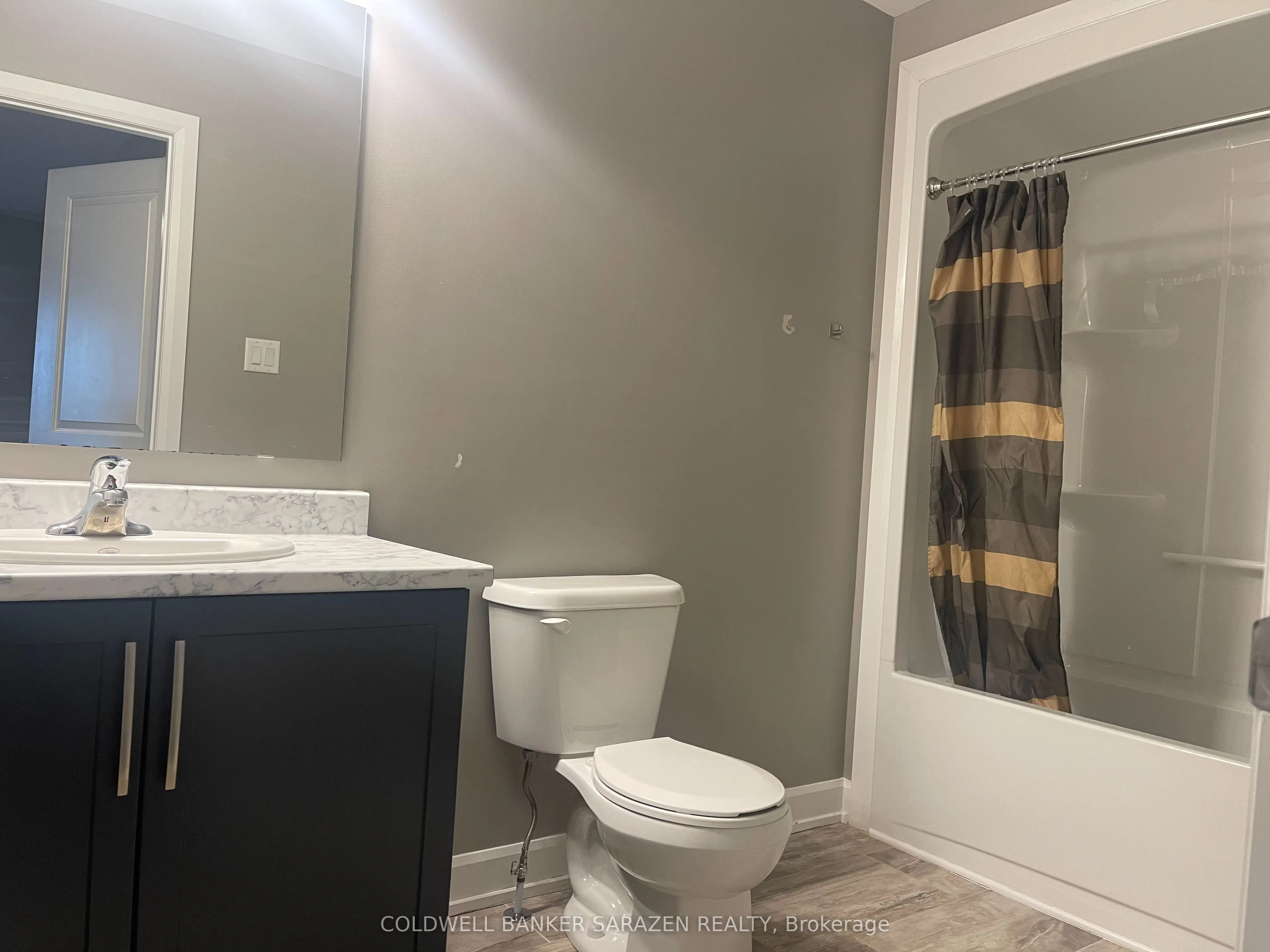 64 Vimy Ridge Crescent