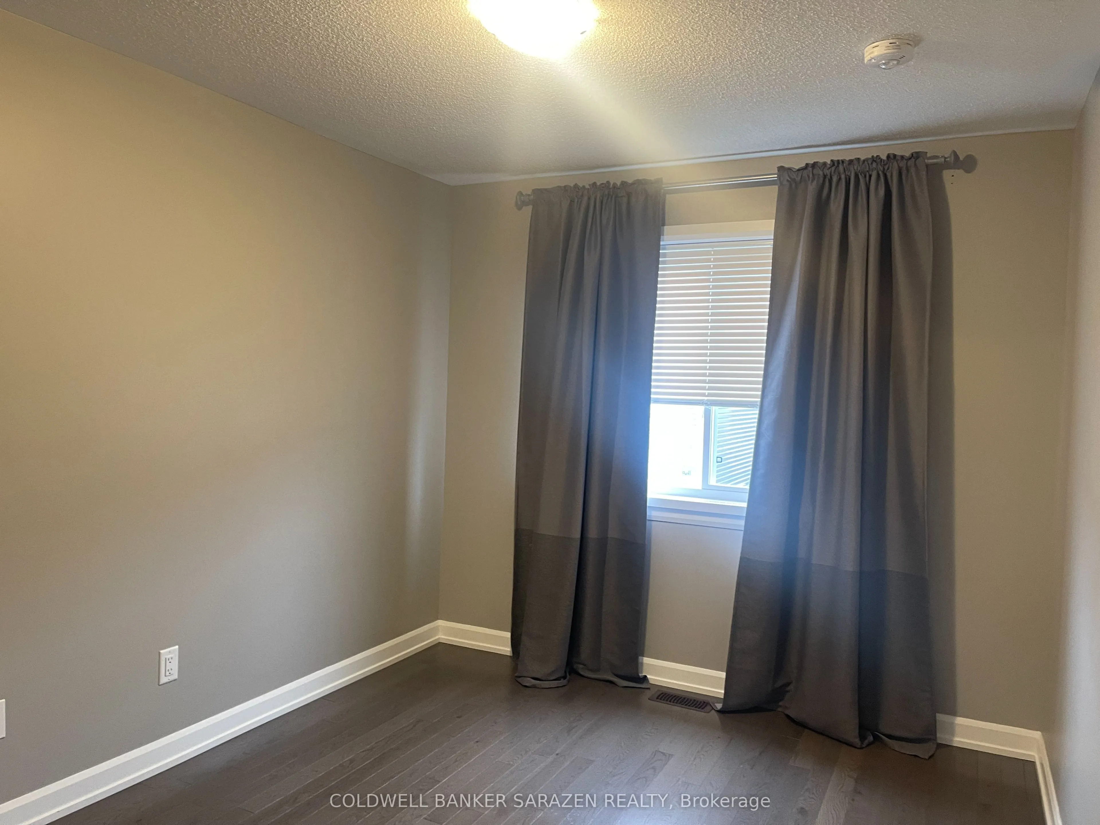 64 Vimy Ridge Crescent