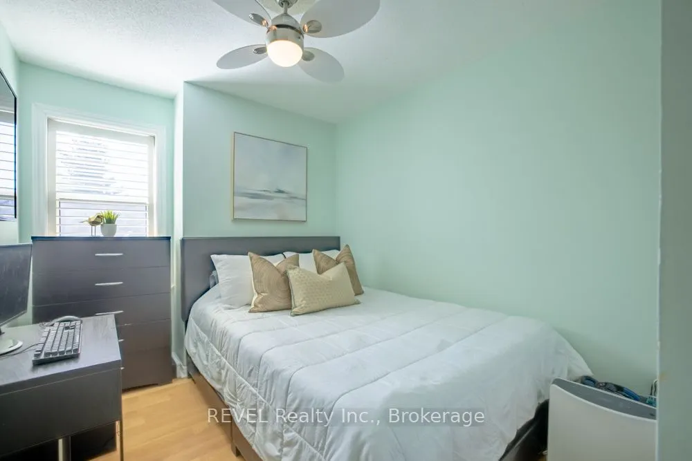 5070 Drummond Road, #3