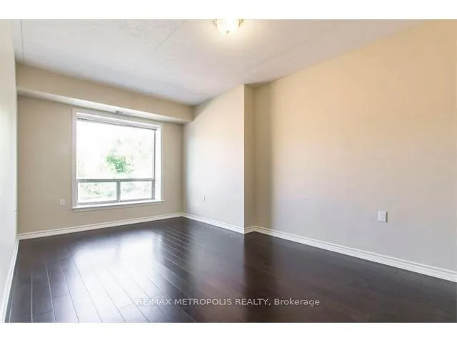 405 Erb Street W, #305