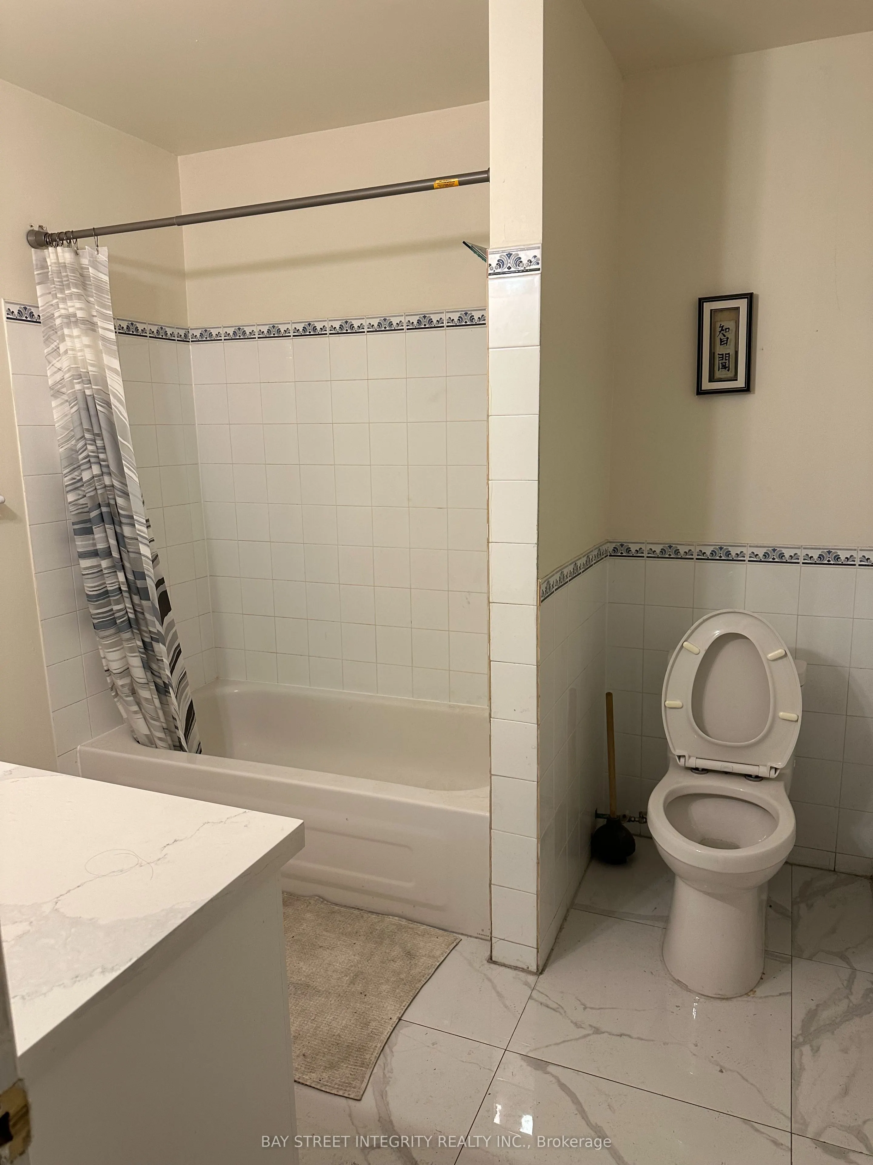 88 COLBORNE Street, #1
