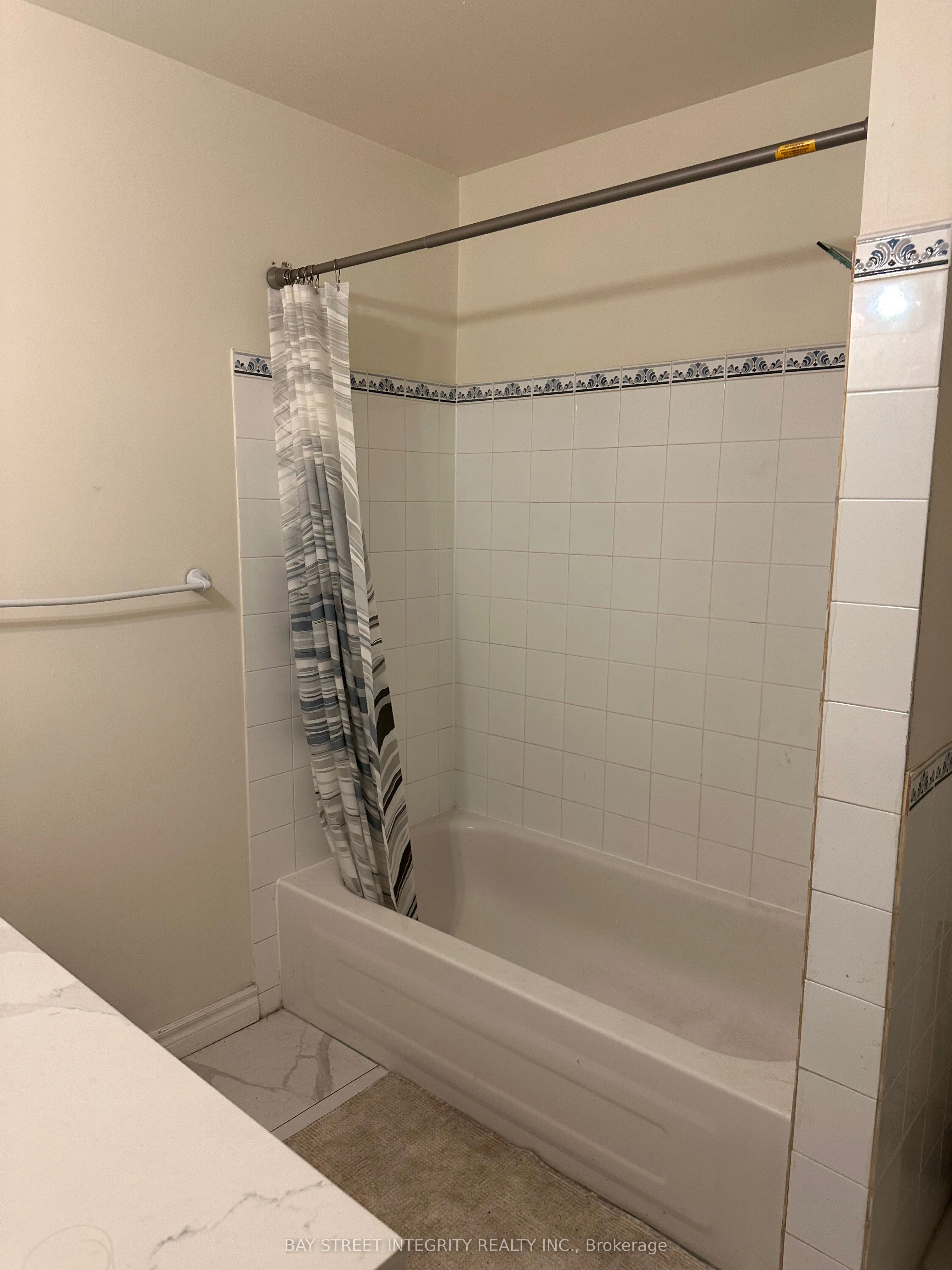 88 COLBORNE Street, #1