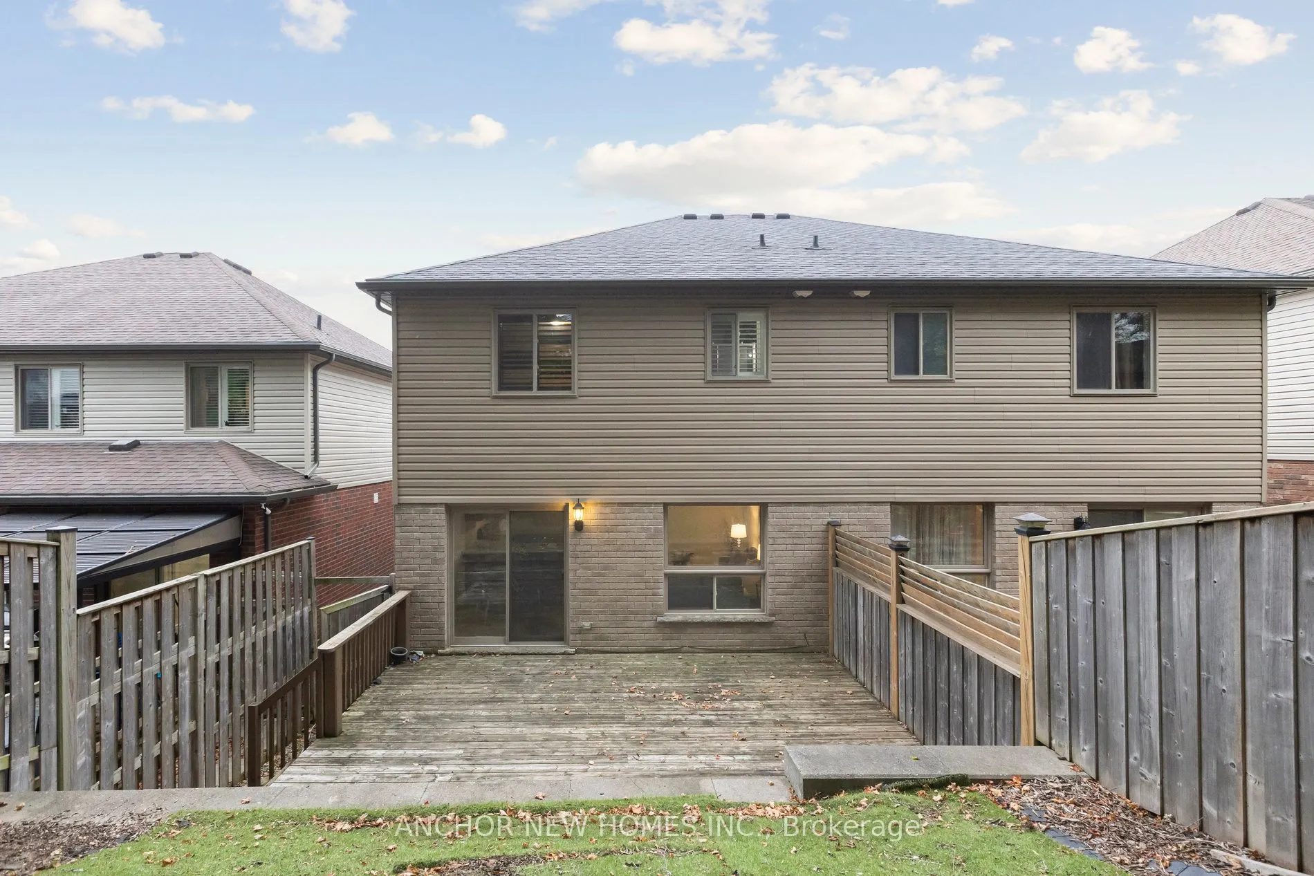 154 Kemp Crescent