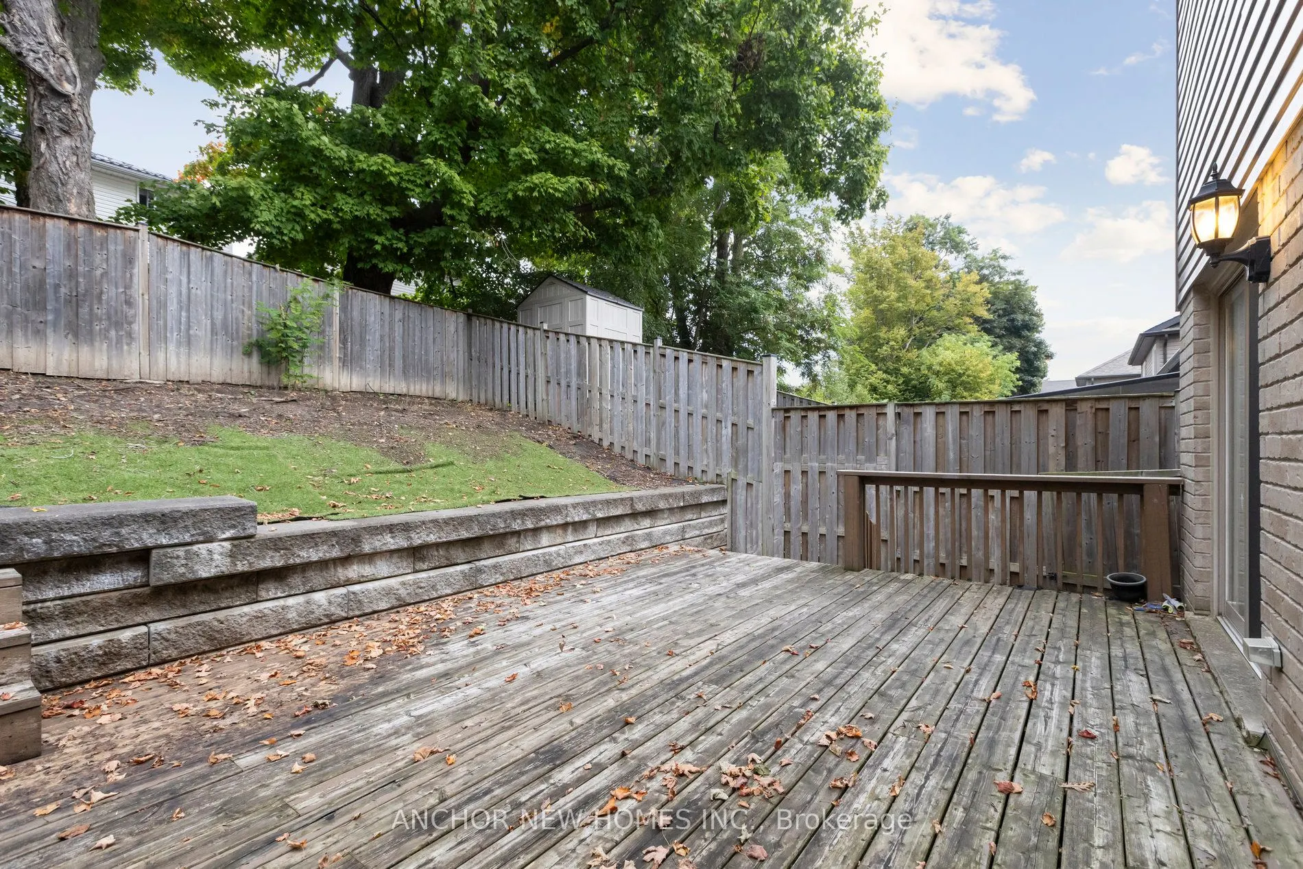 154 Kemp Crescent