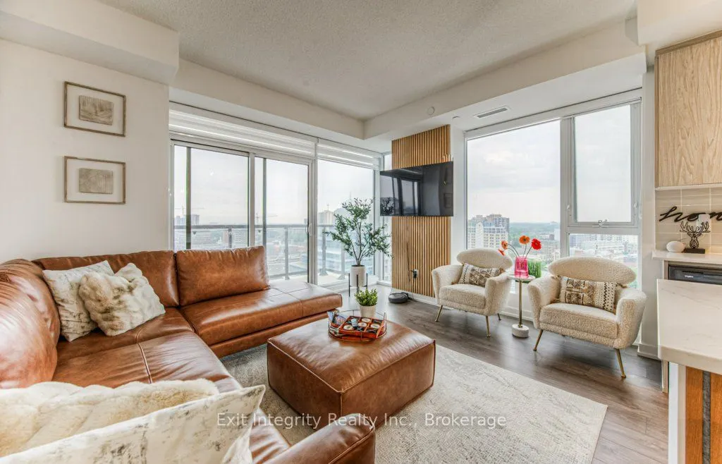 55 Duke Street W, #8