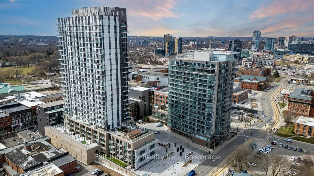 55 Duke Street W, #8