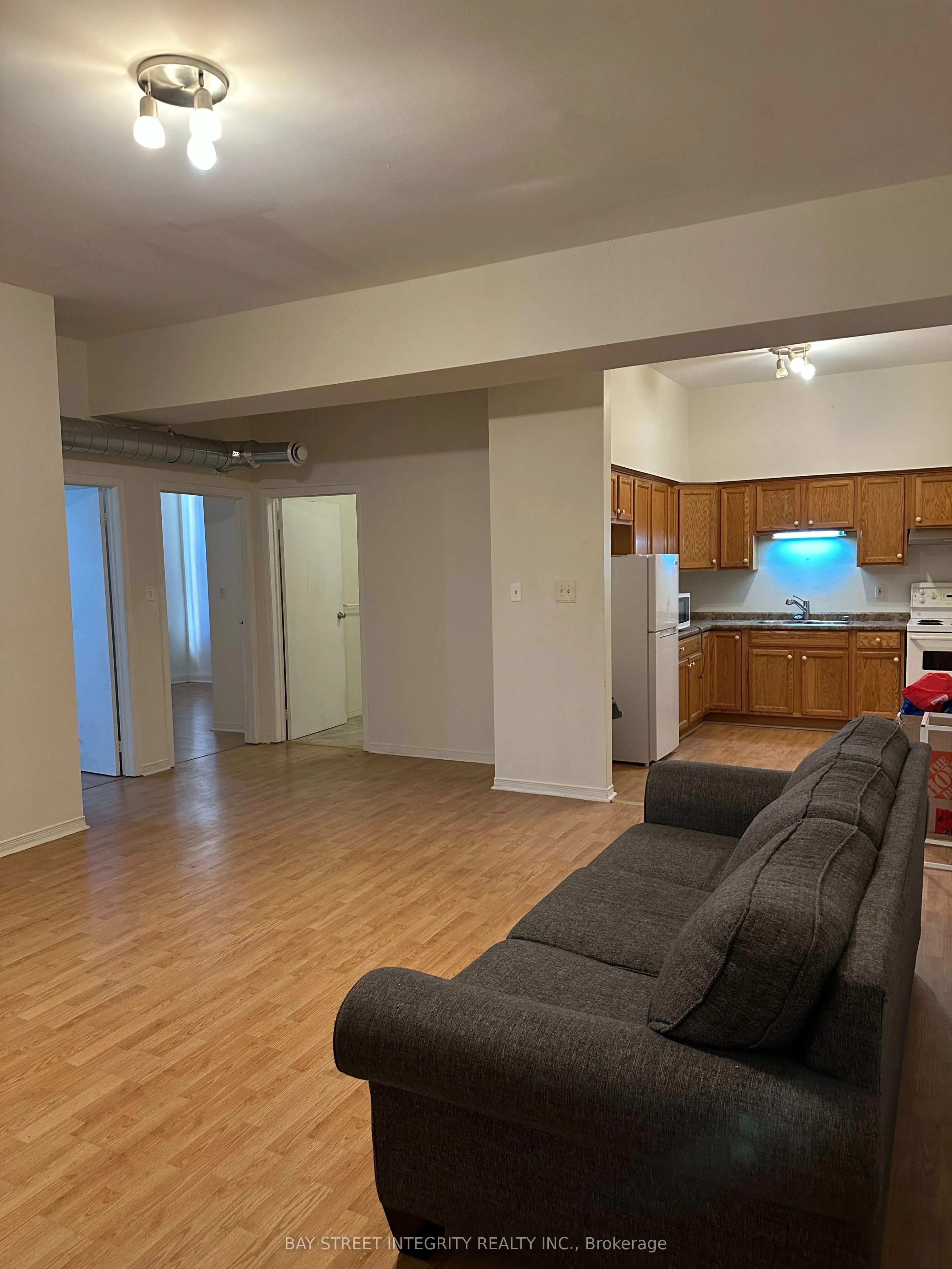 88 COLBORNE Street, #2