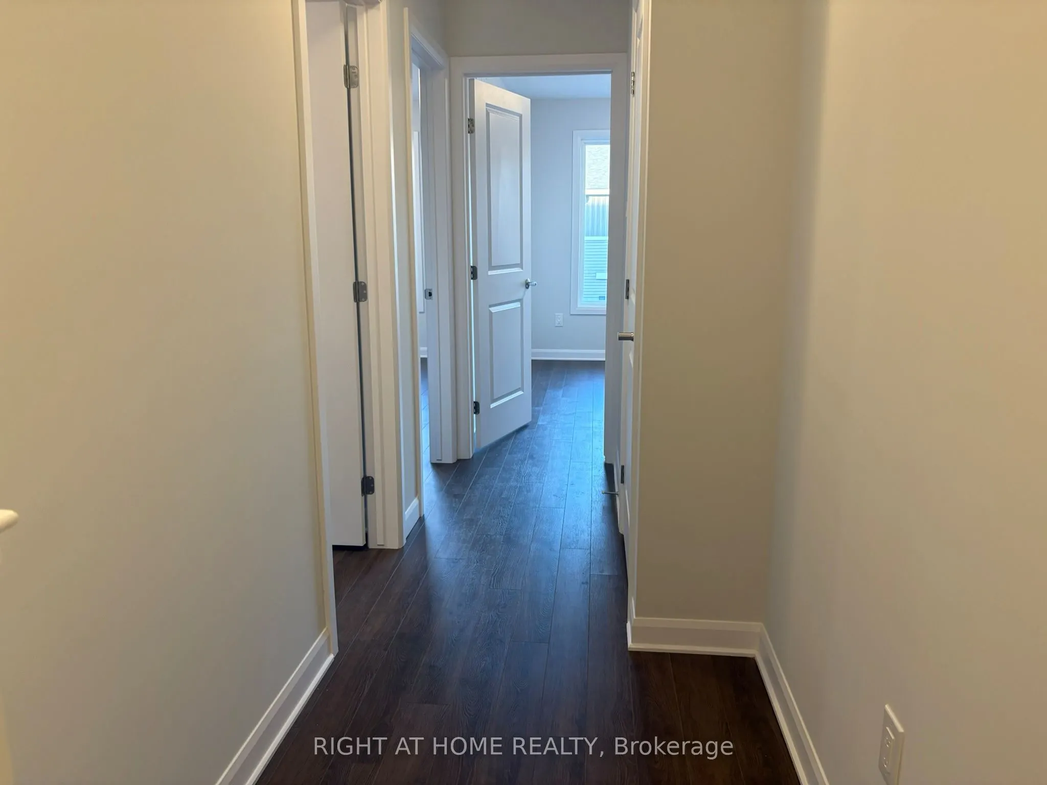 409 Silverberry Private