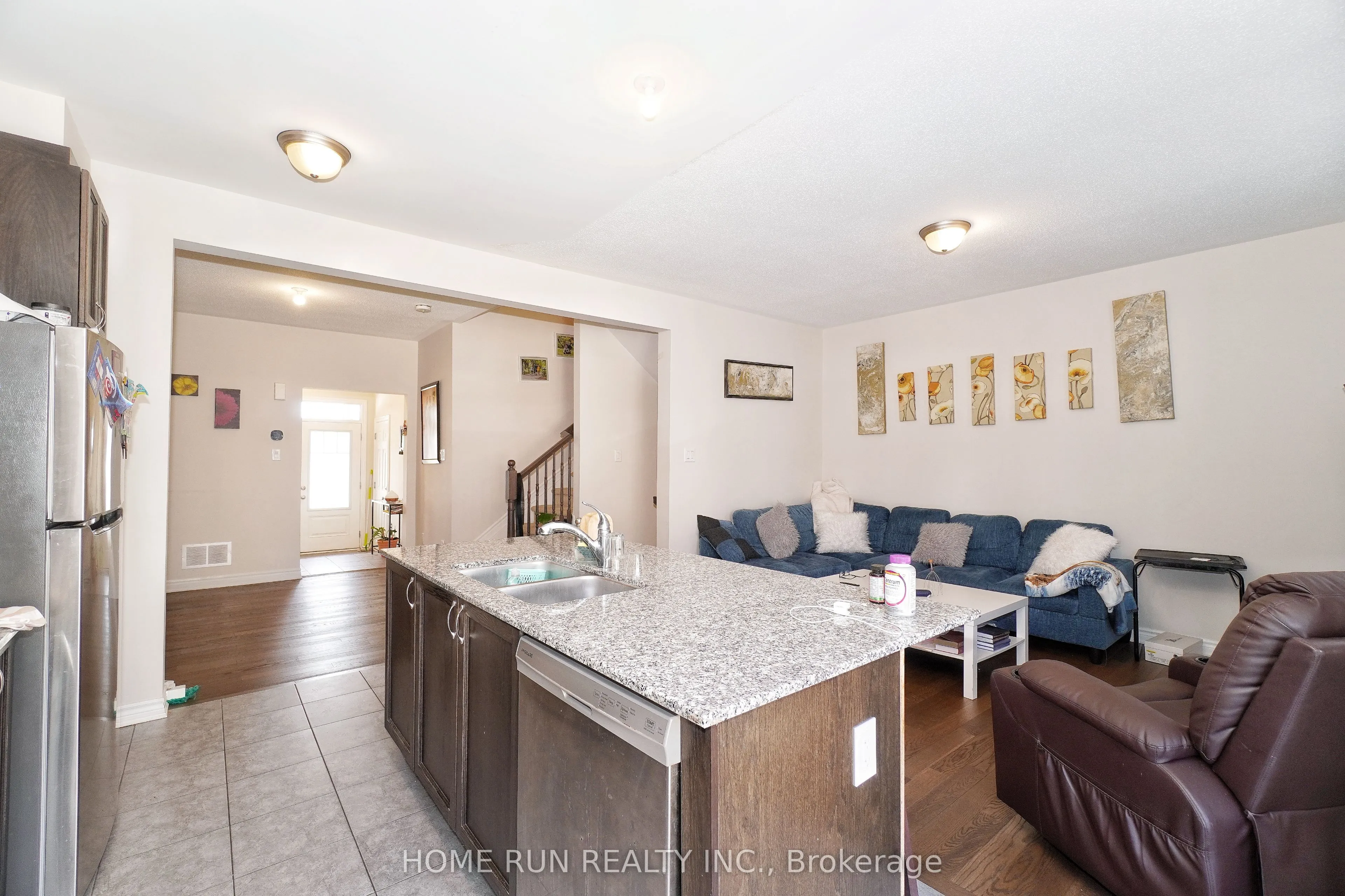 2337 Watercolours Way