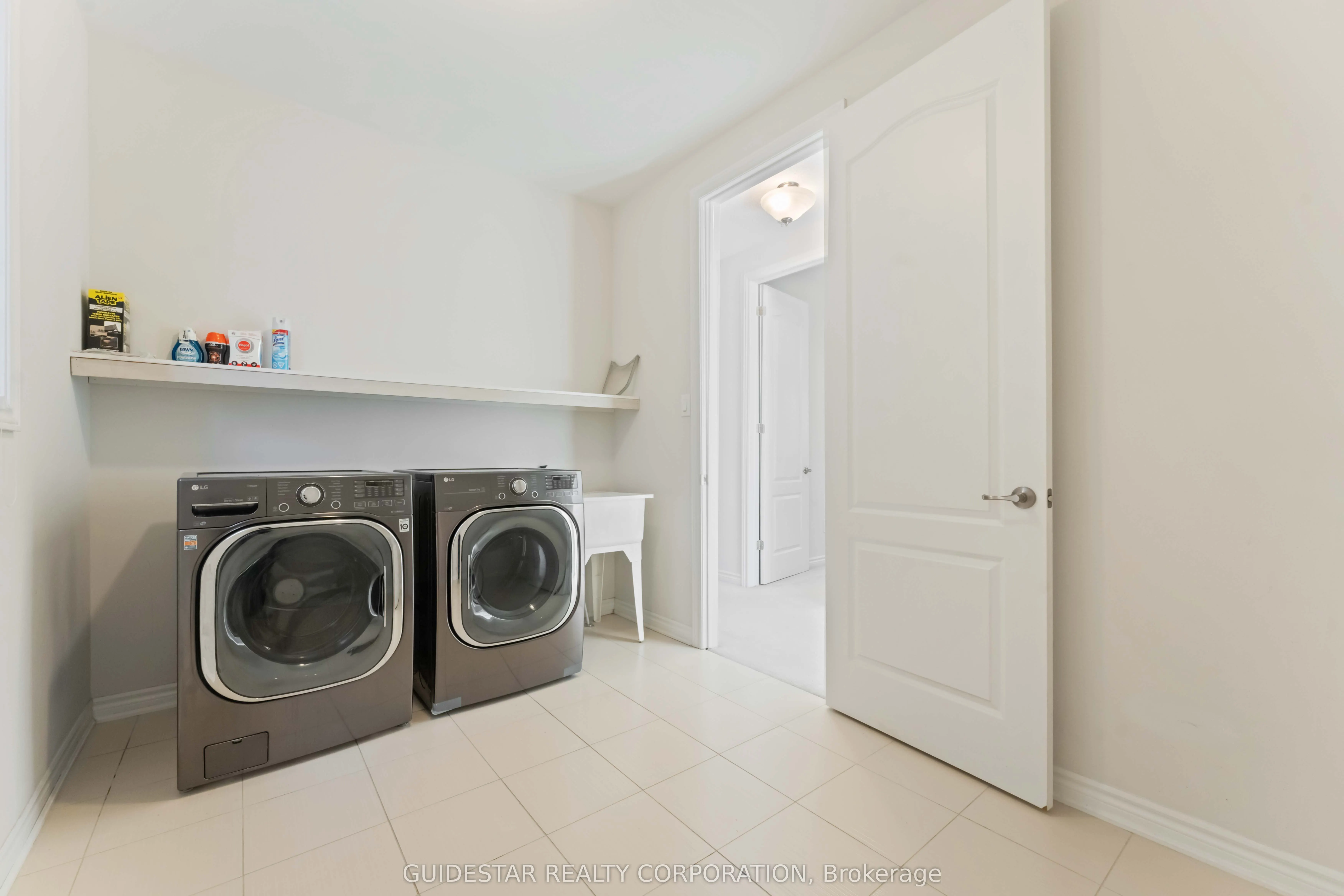 20 Oxalis Crescent