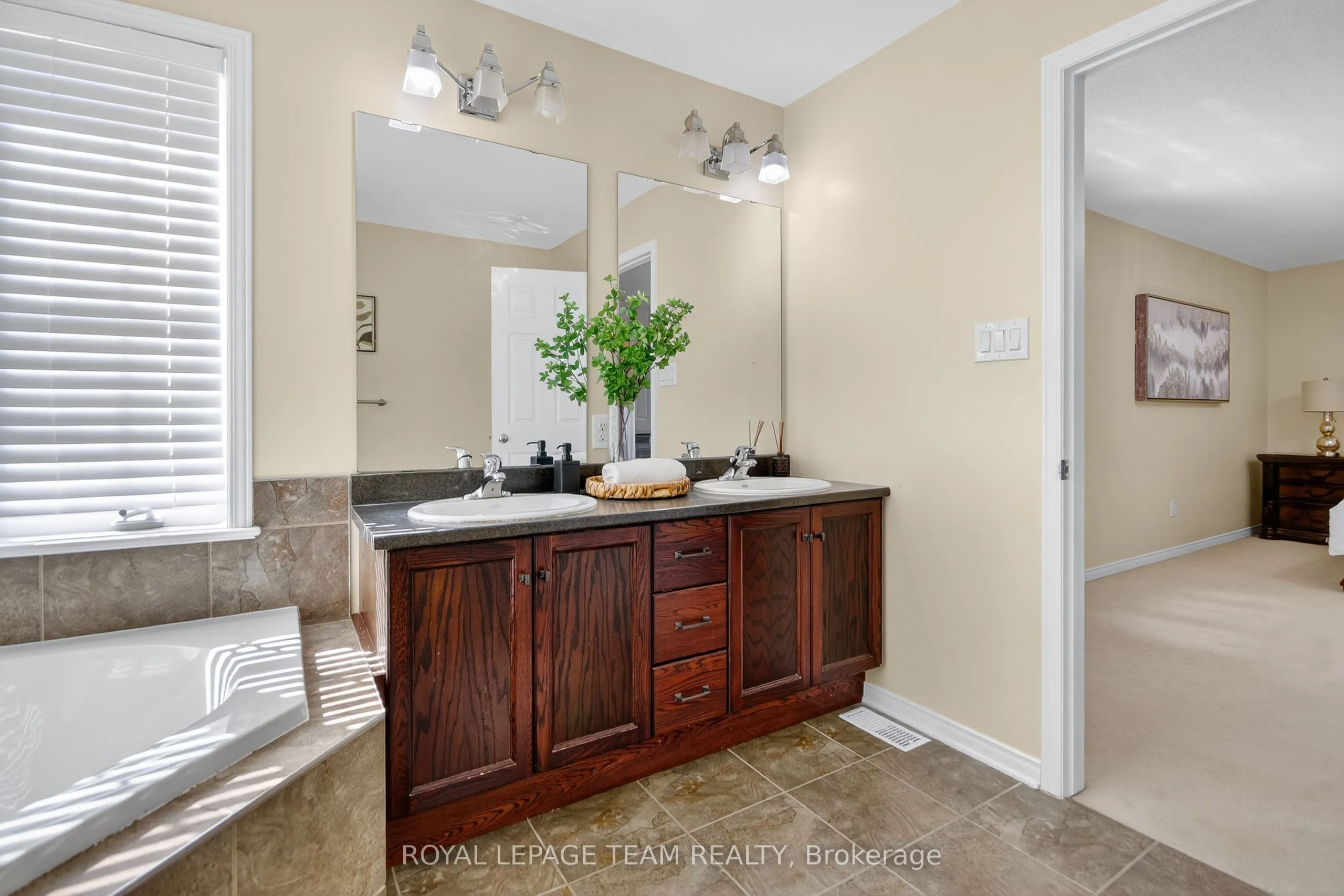 347 Tucana Willoway