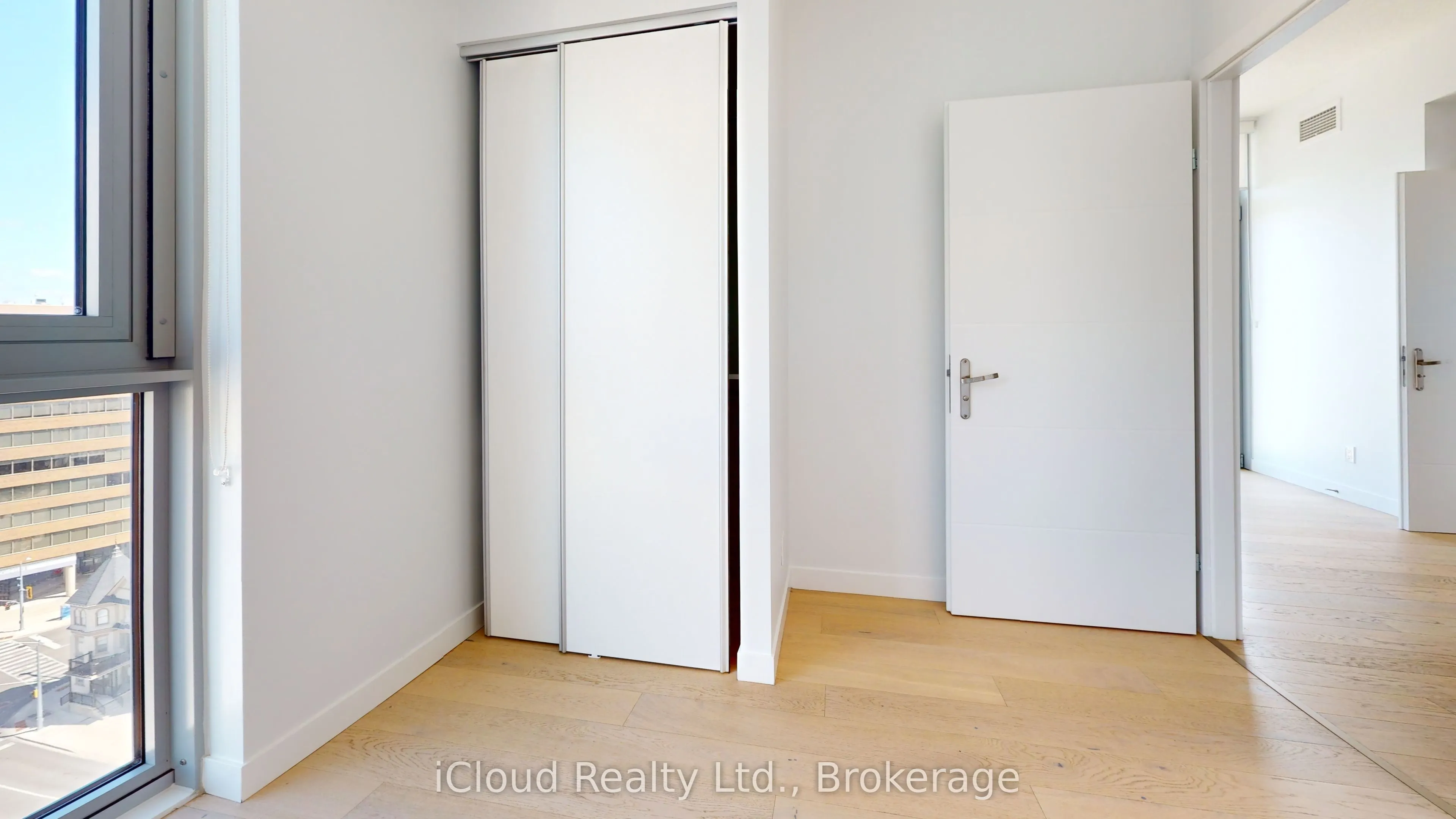 60 Frederick Street, #1302