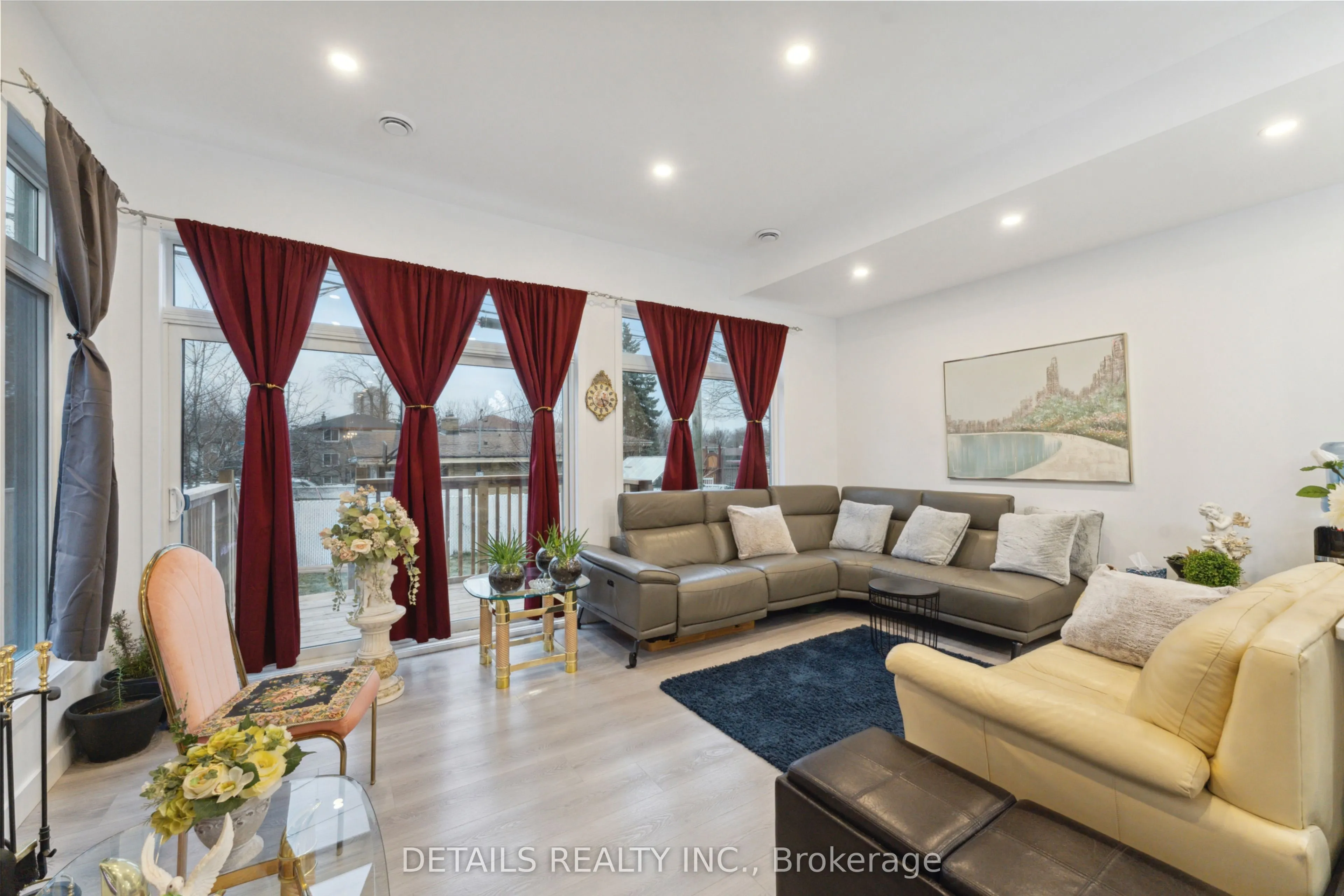 137 Duford Street, #A