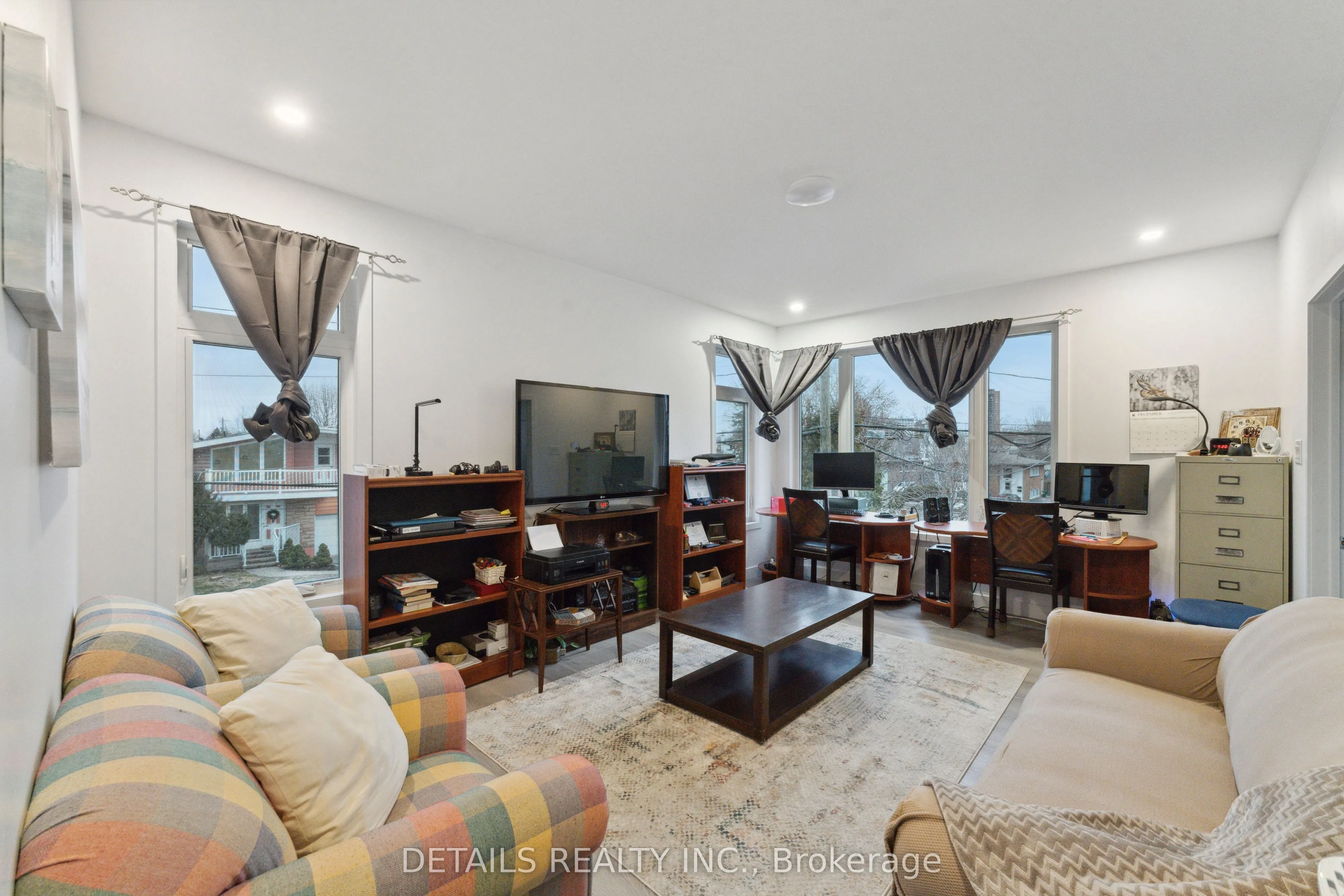 137 Duford Street, #A