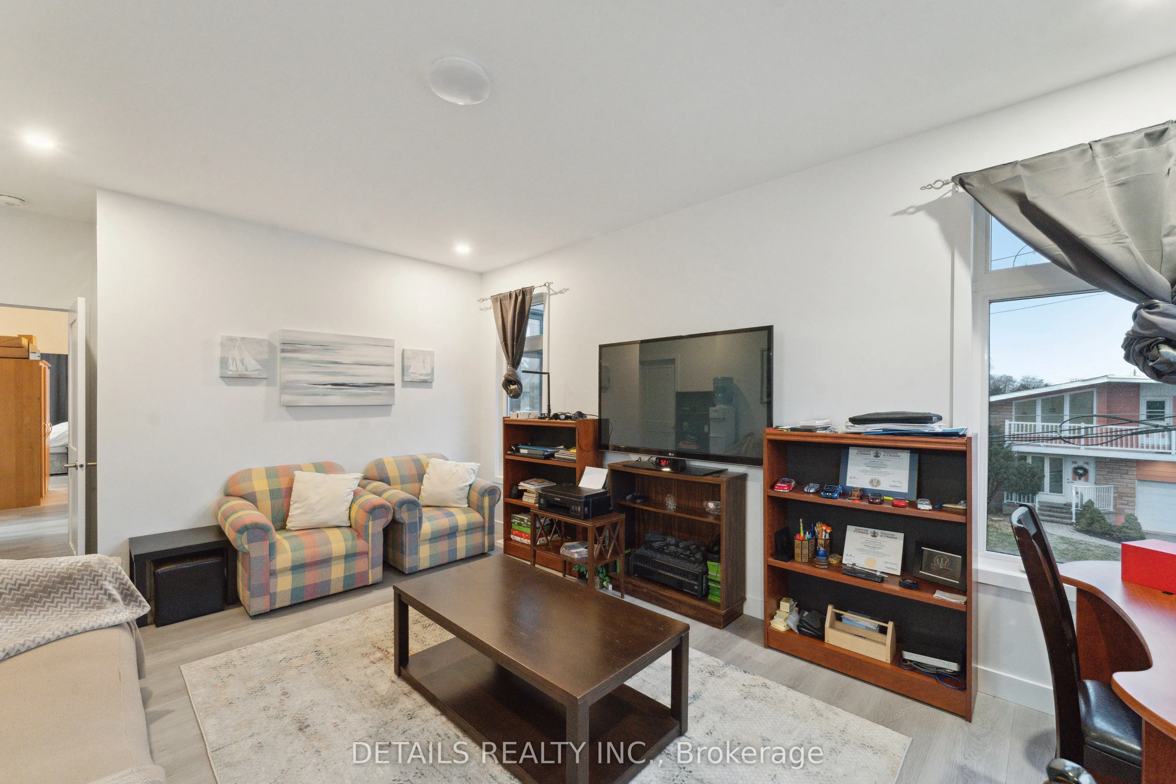137 Duford Street, #A