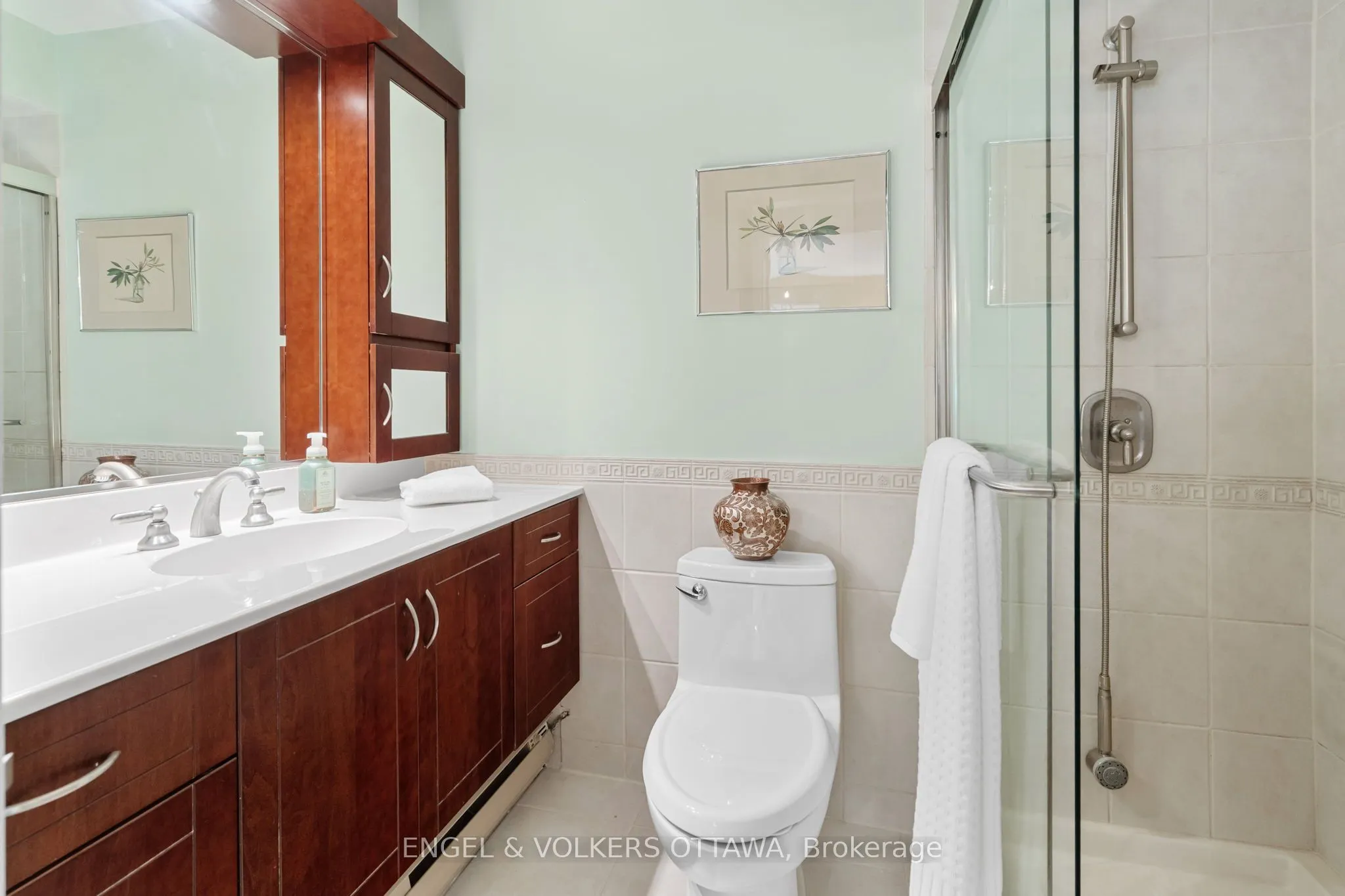 74 Somerset Street W, #4