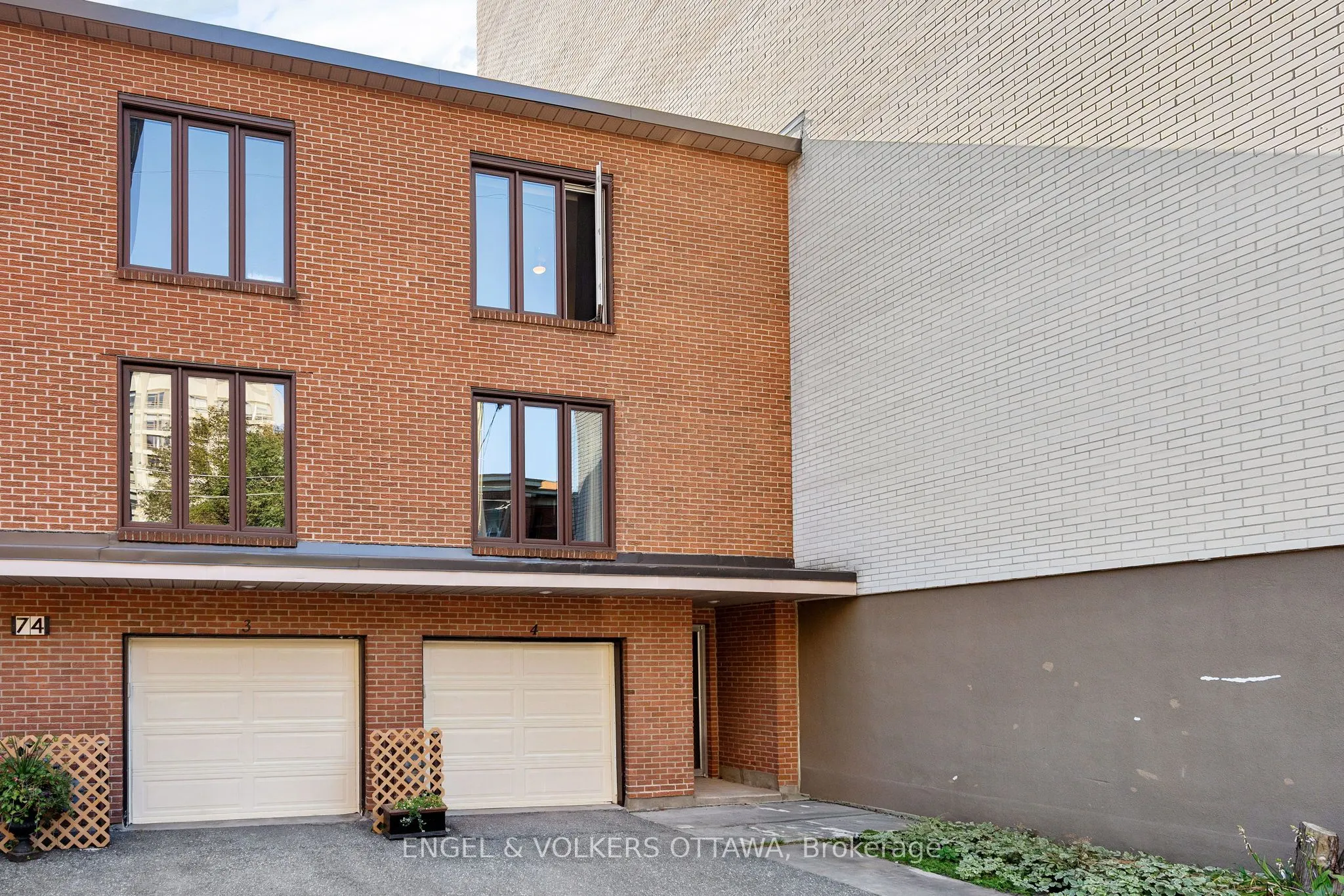 74 Somerset Street W, #4