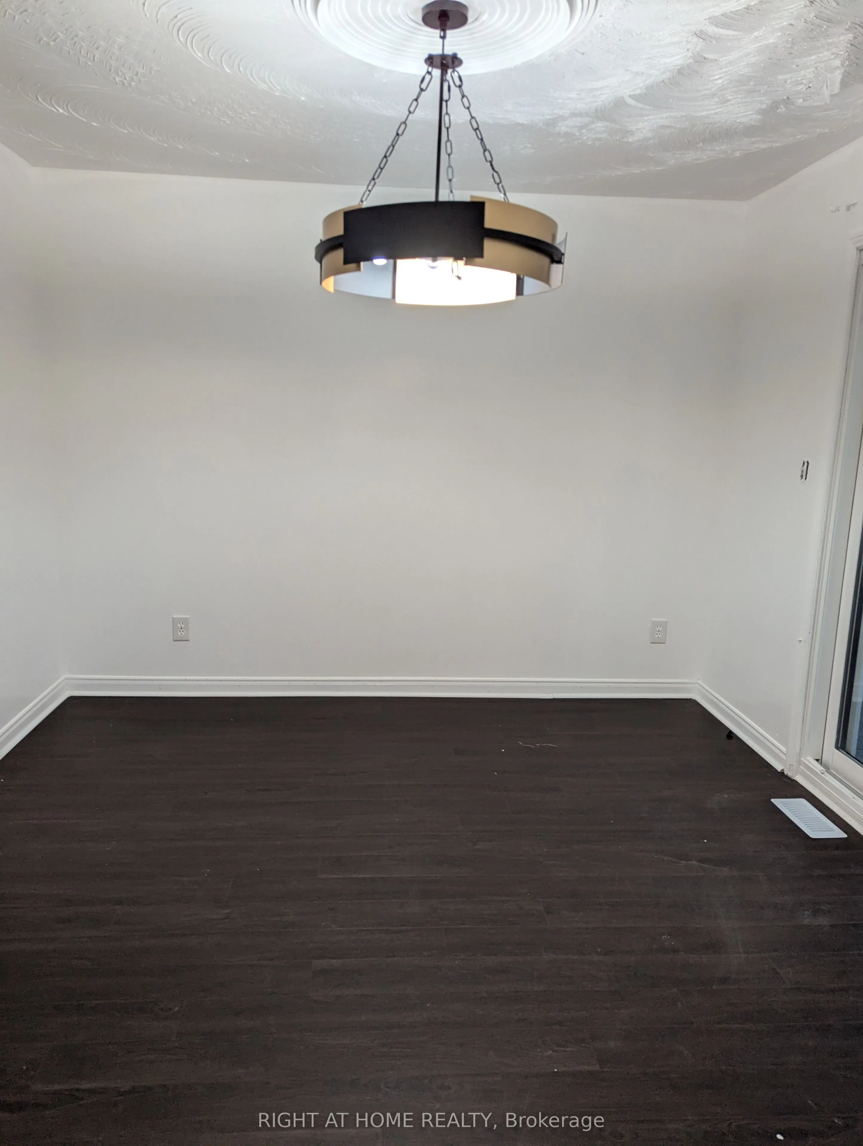 73 Skyview Drive