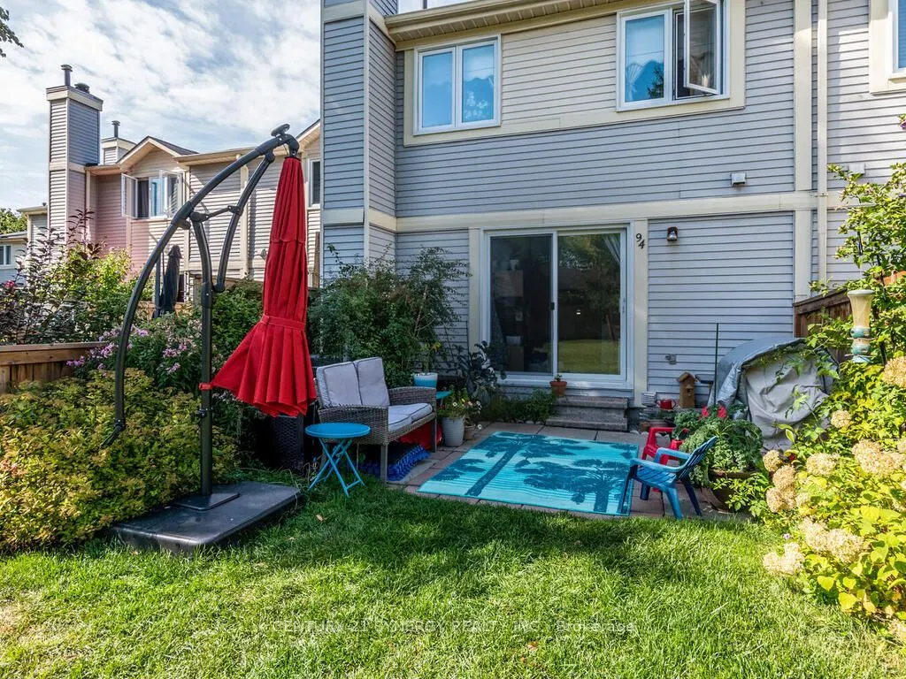 94 Bujold Court, #7