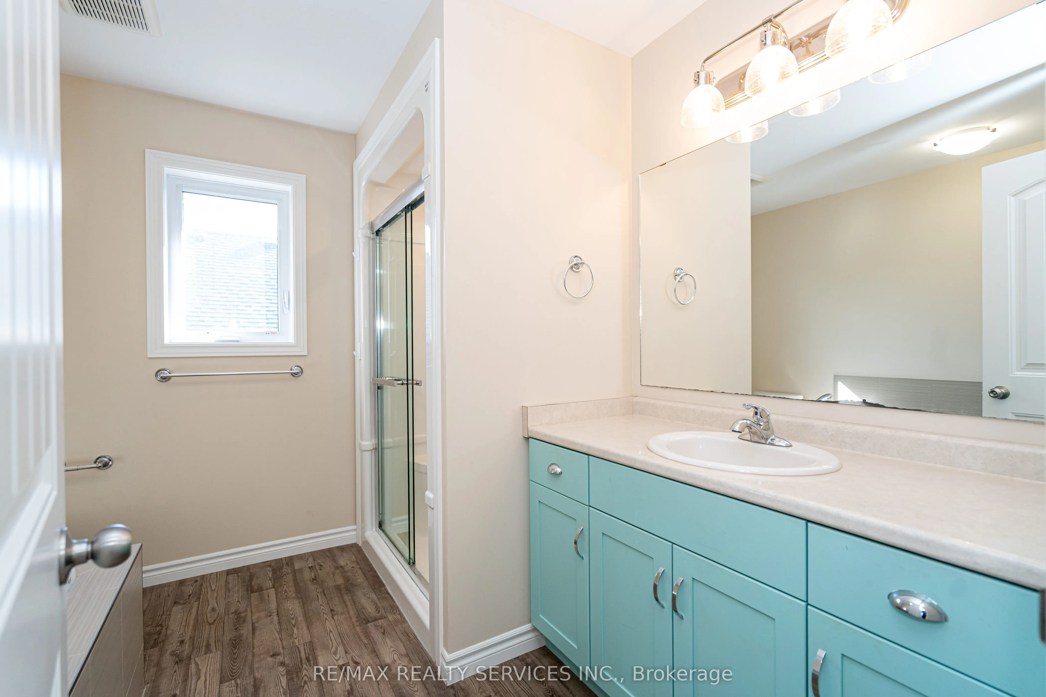 25 Acorn Trail