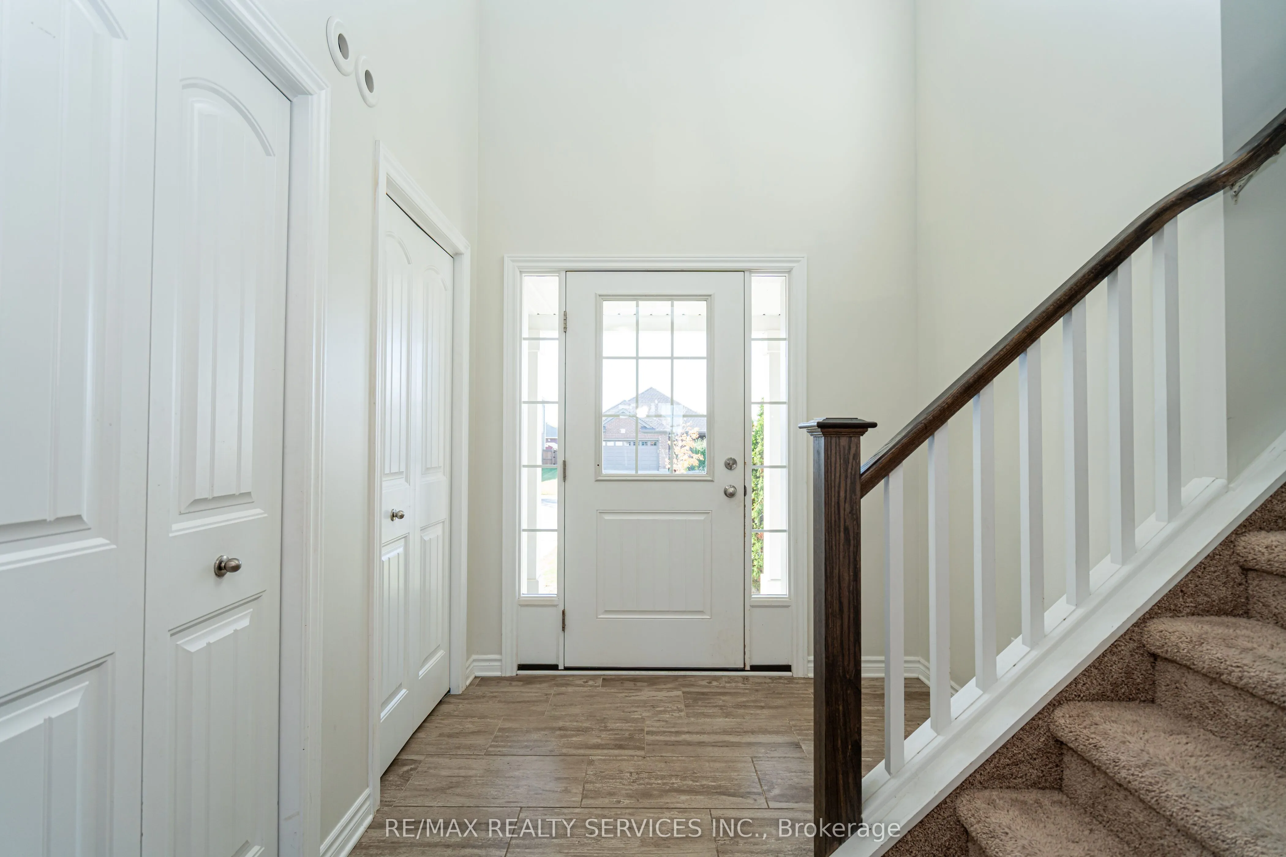 25 Acorn Trail