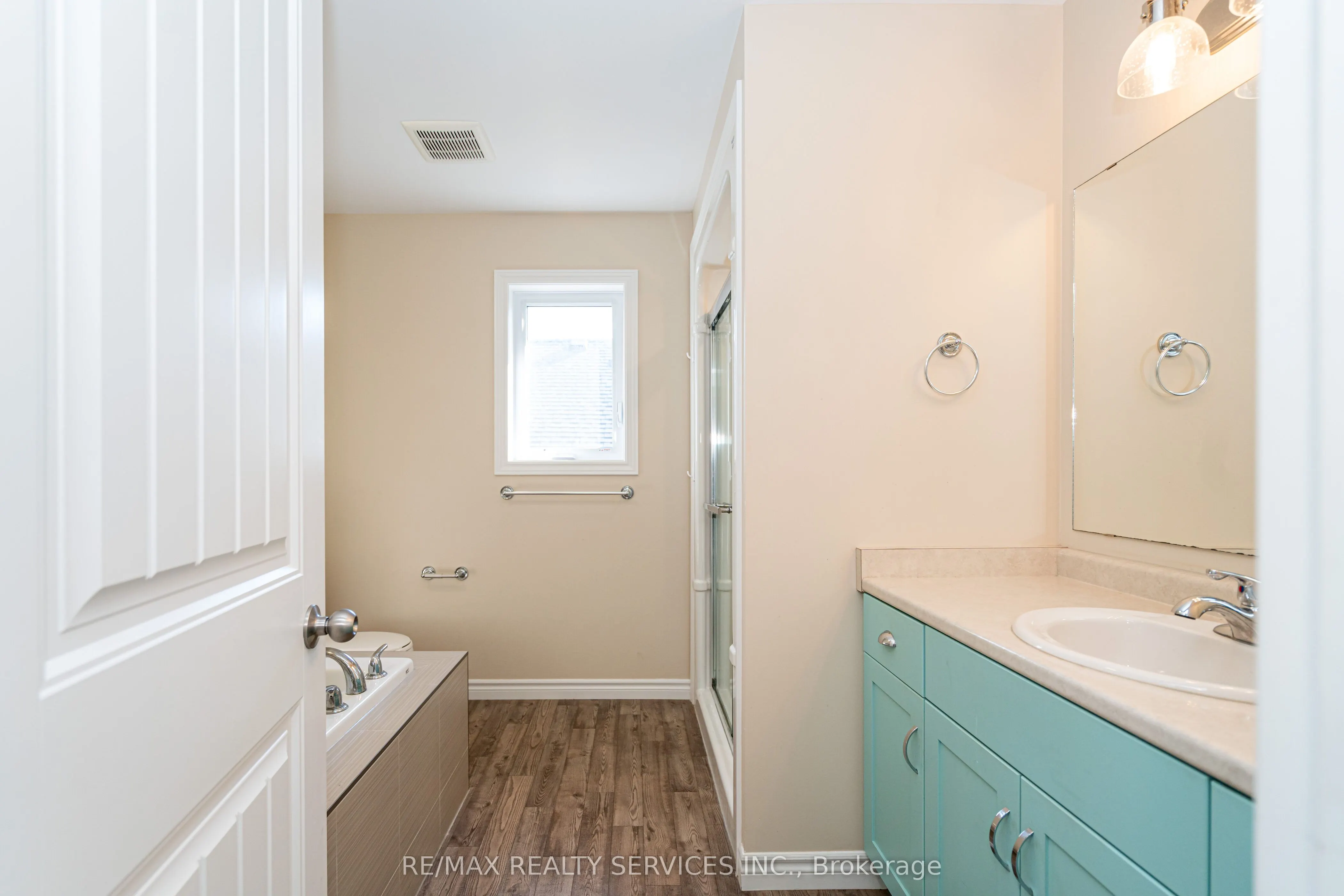 25 Acorn Trail
