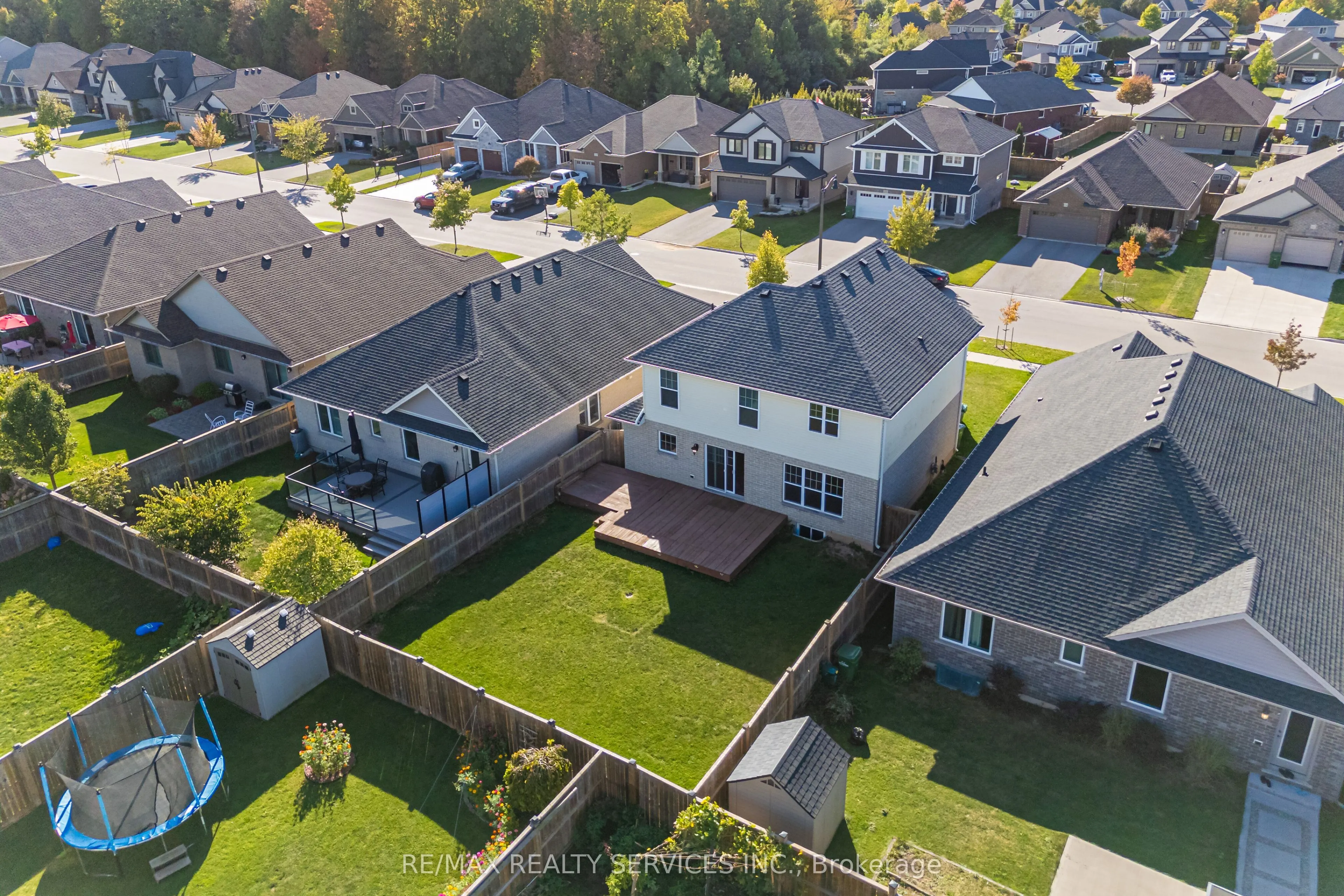 25 Acorn Trail