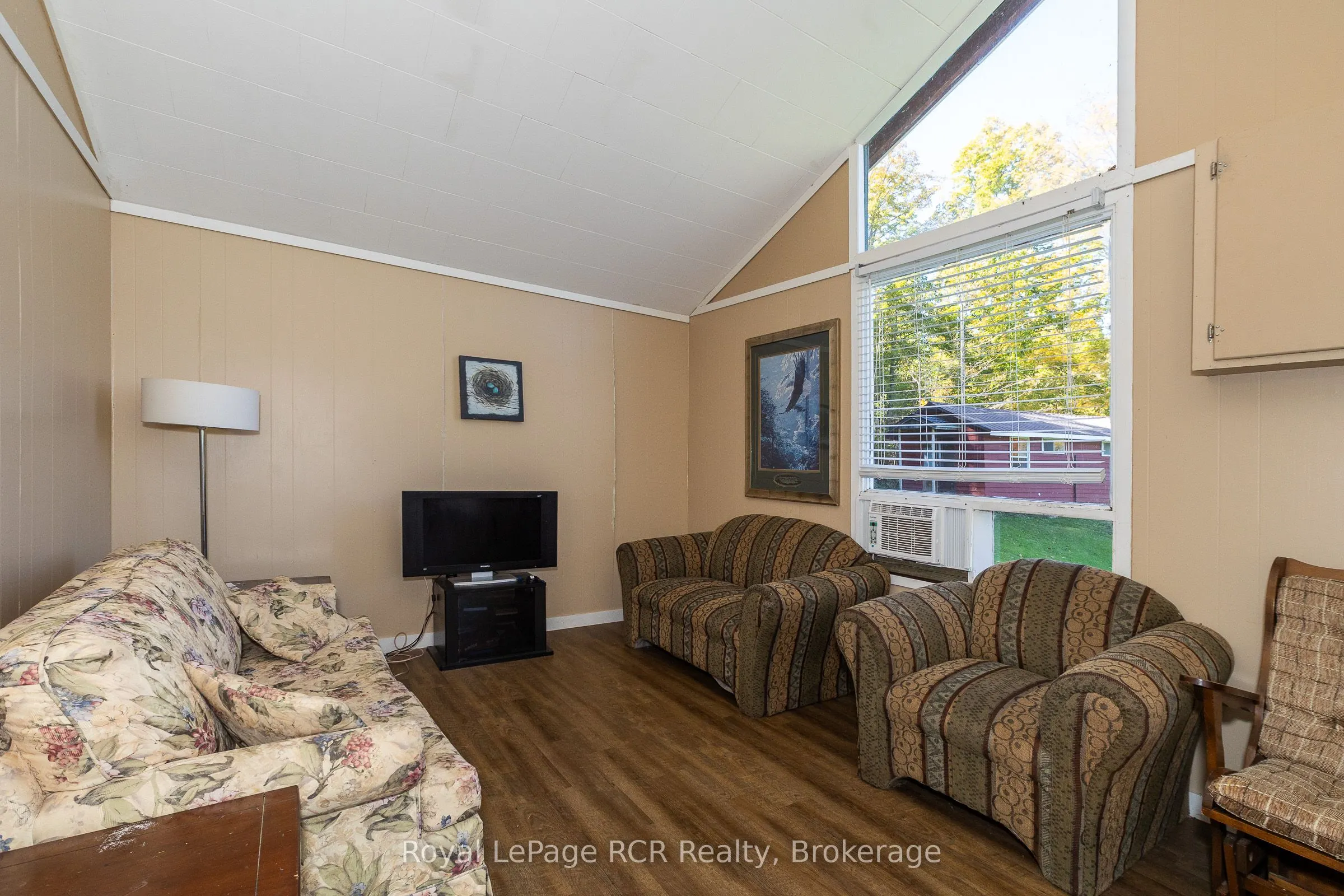 452 Bruce Rd. 11