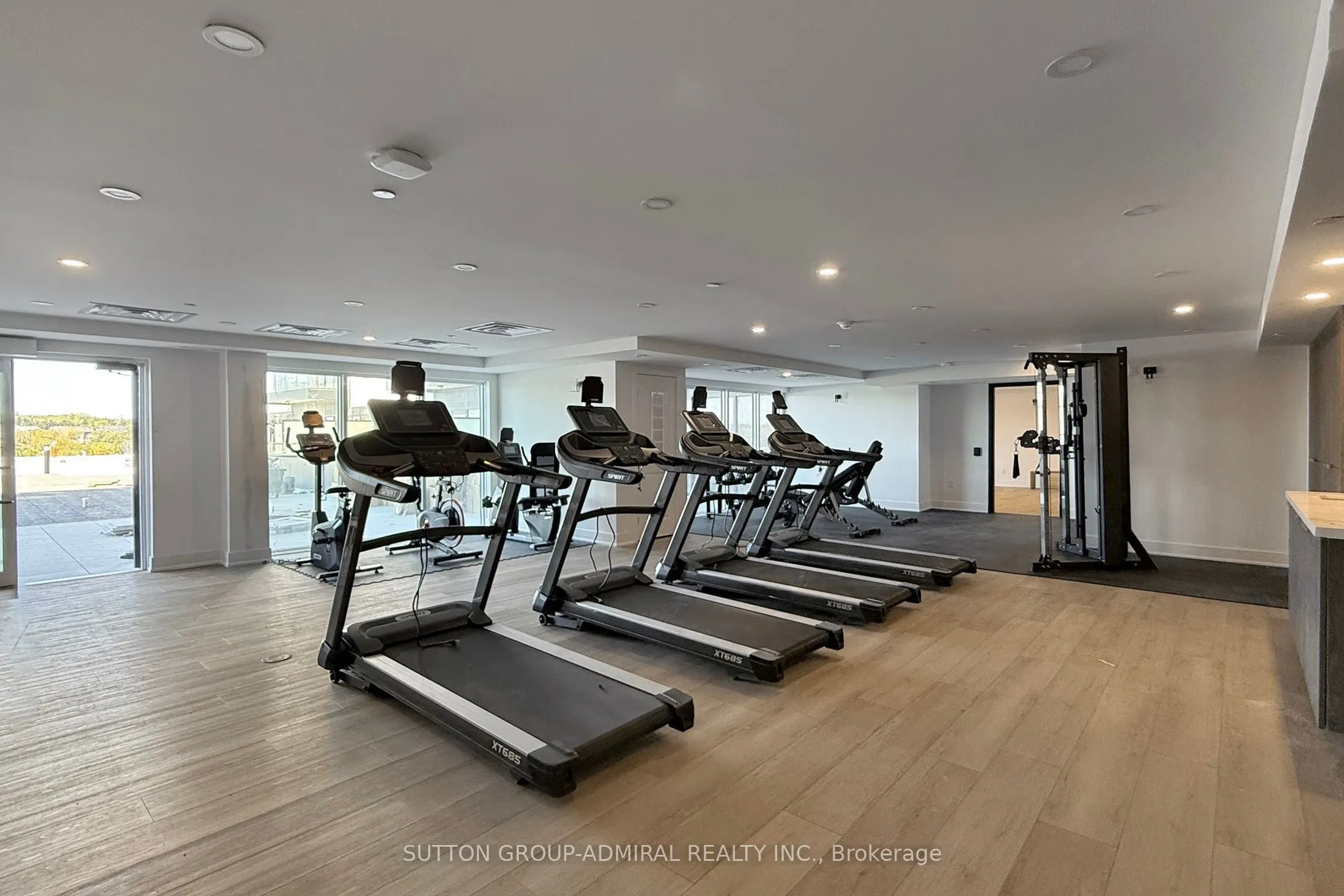 575 Conklin Road, #811