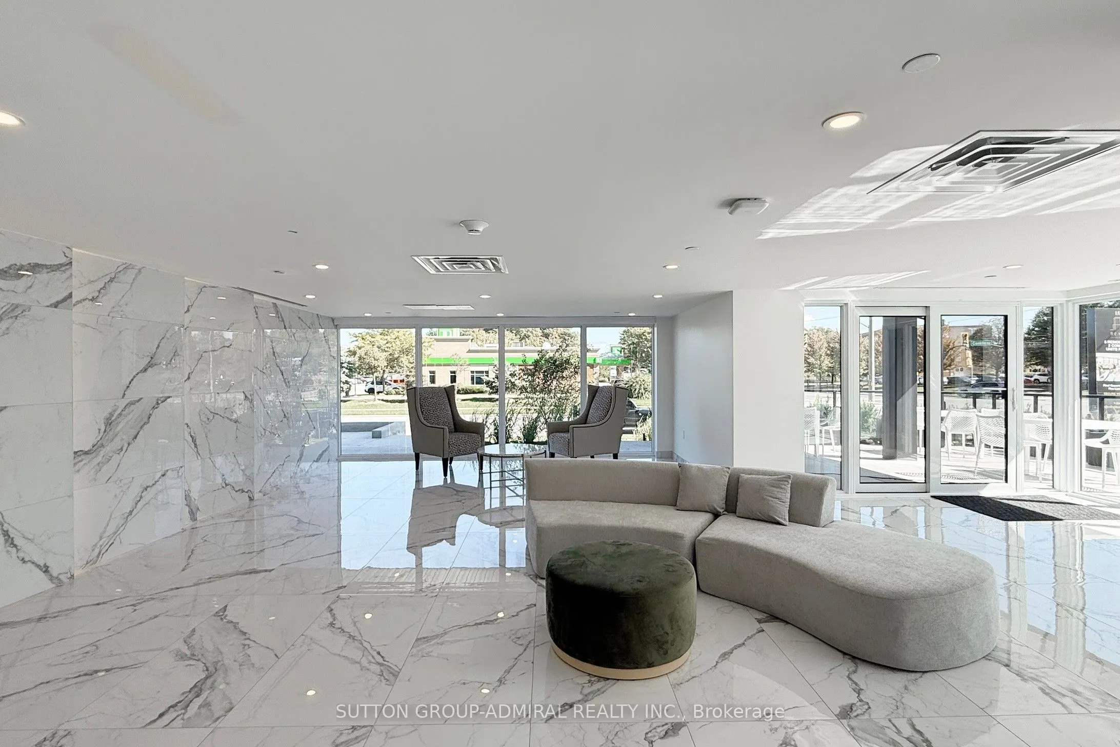 575 Conklin Road, #811
