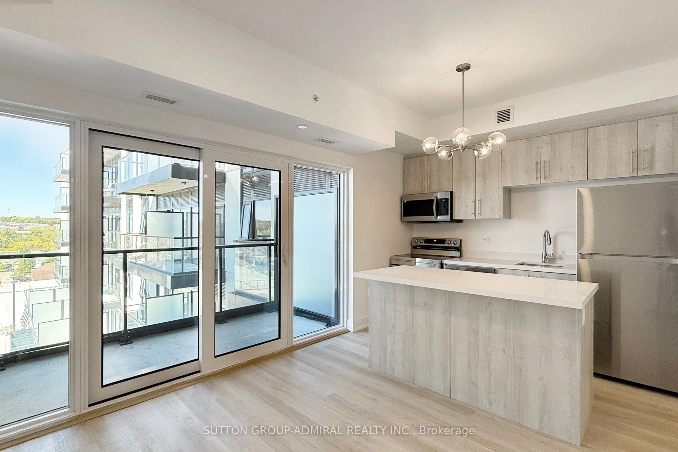 575 Conklin Road, #811