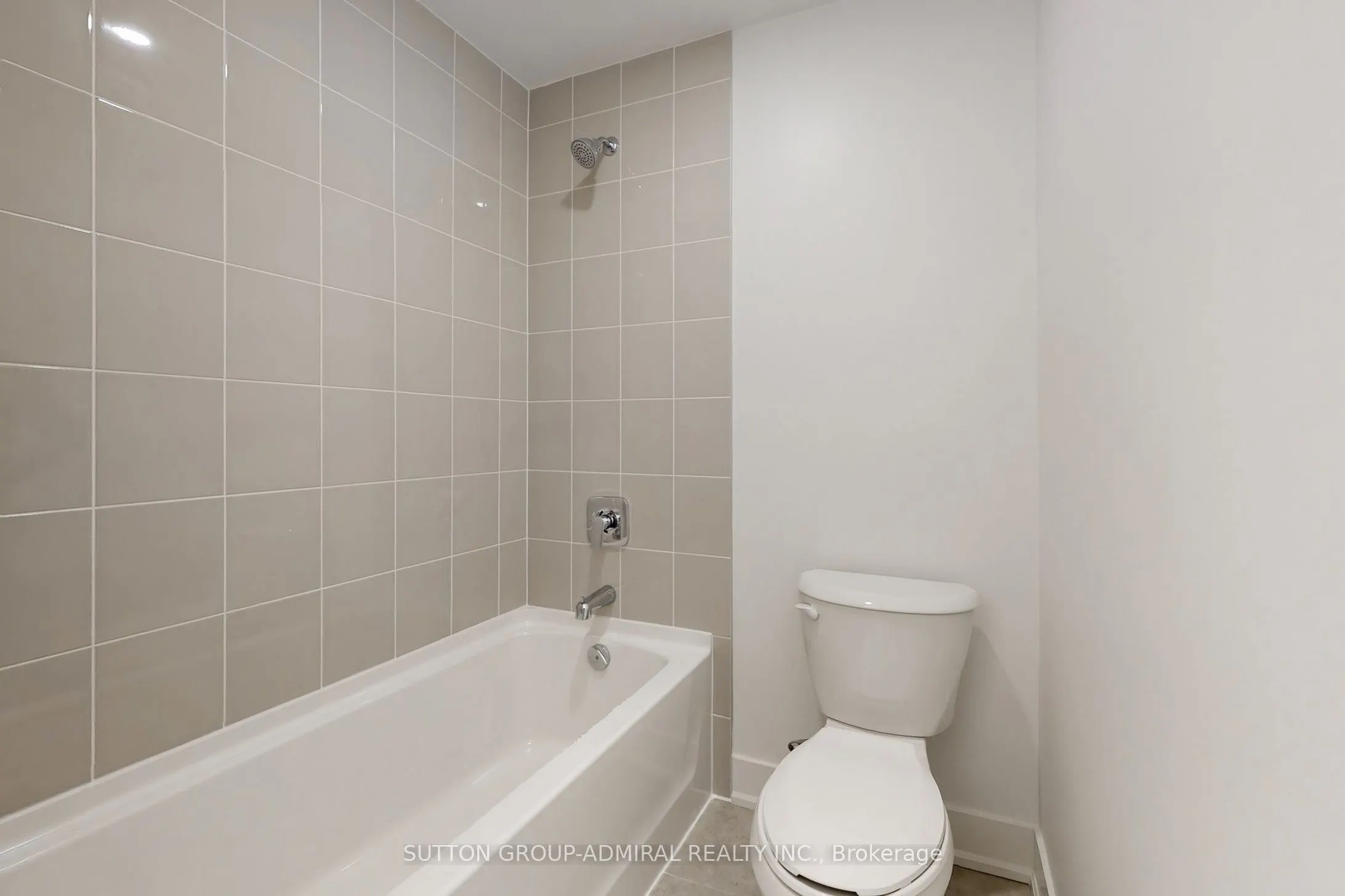 575 Conklin Road, #811