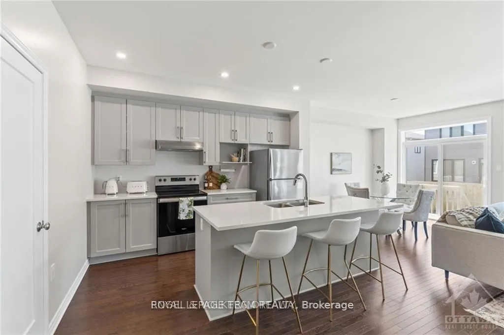 165 Angelonia Crescent