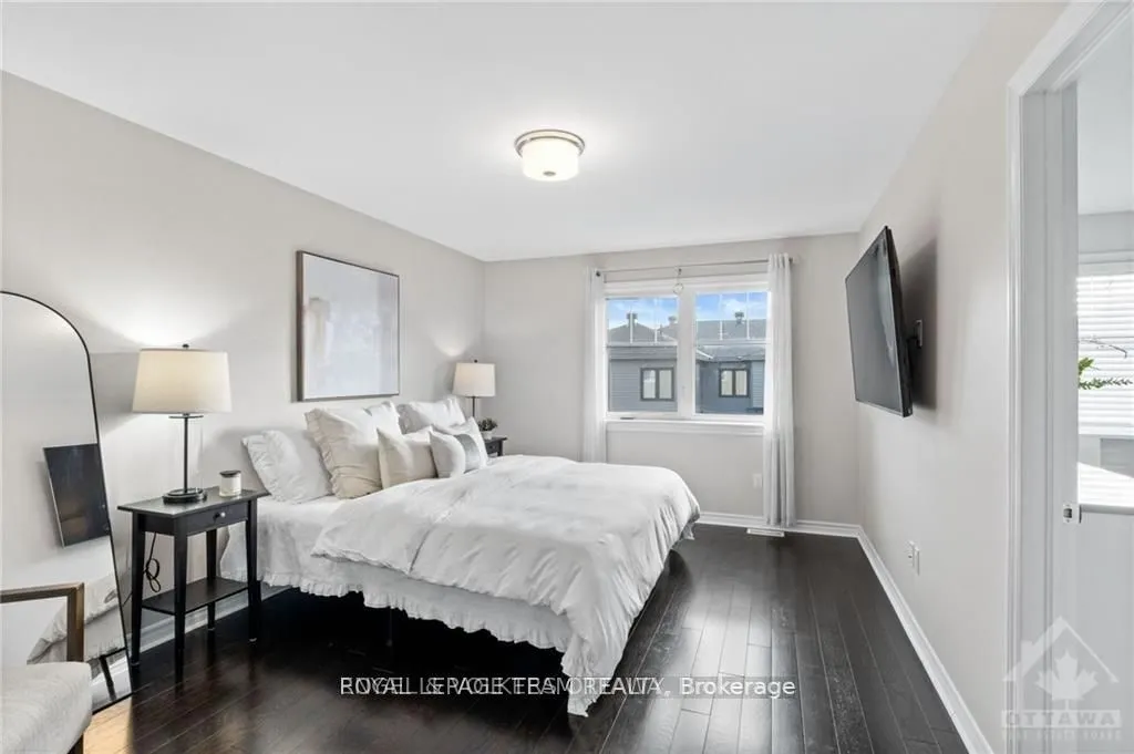 165 Angelonia Crescent