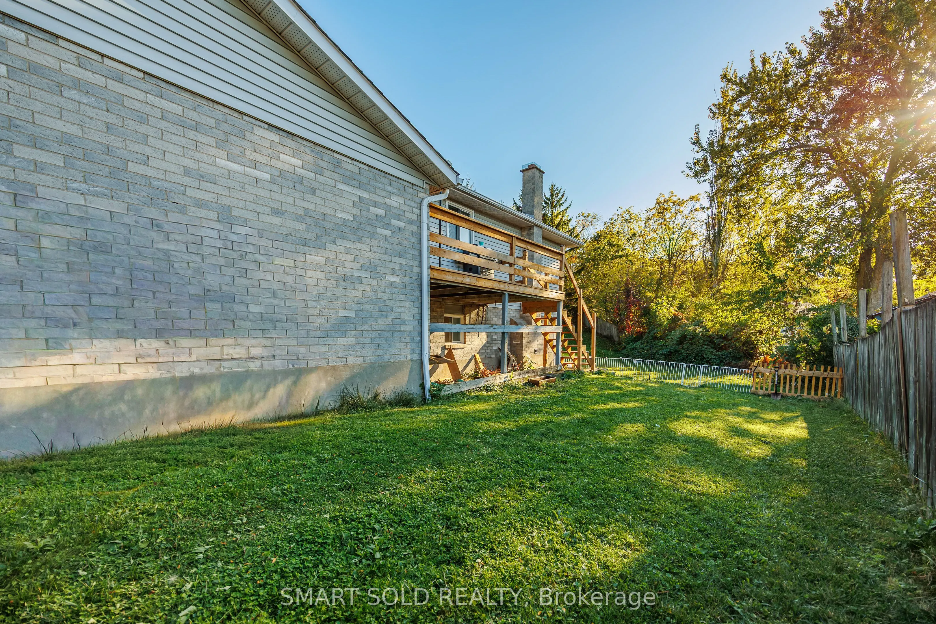 44 Hemlock Street