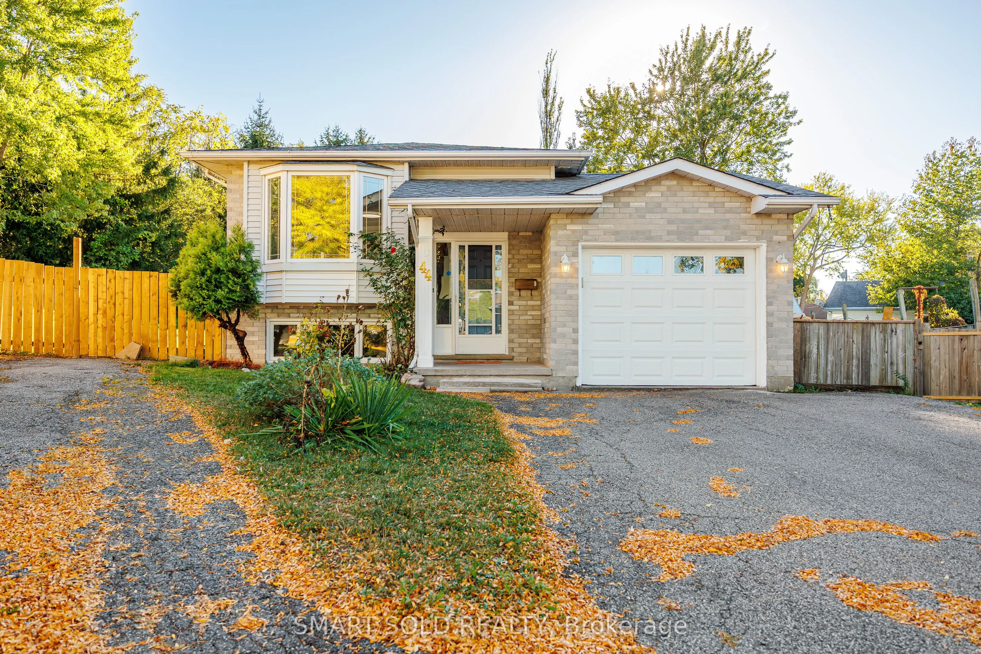 44 Hemlock Street