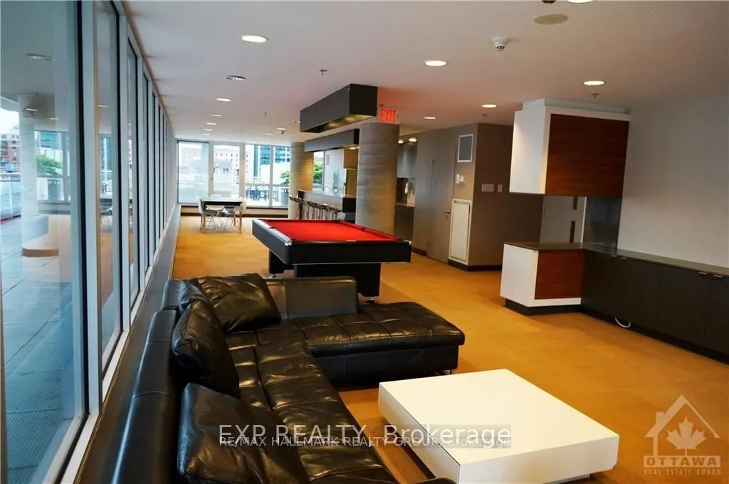324 Laurier Avenue W, #2102