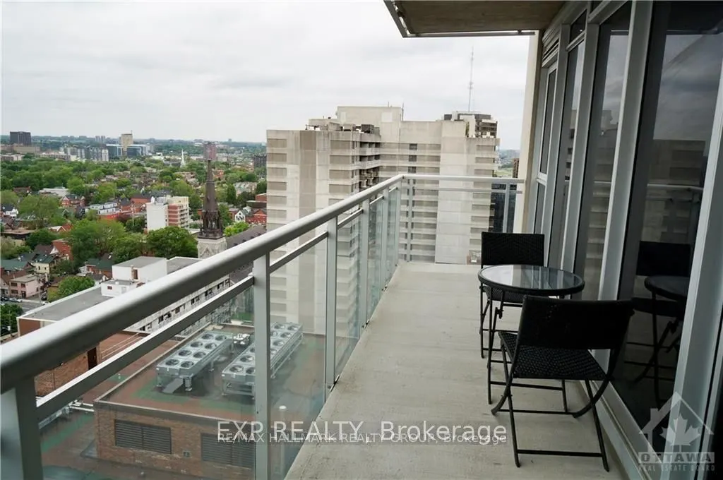 324 Laurier Avenue W, #2102
