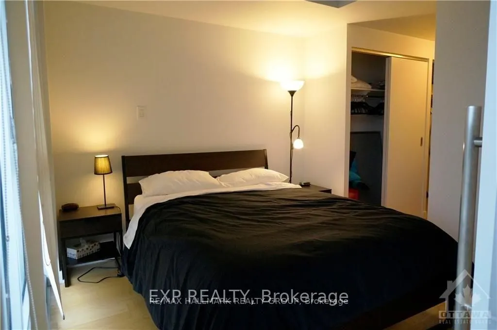 324 Laurier Avenue W, #2102