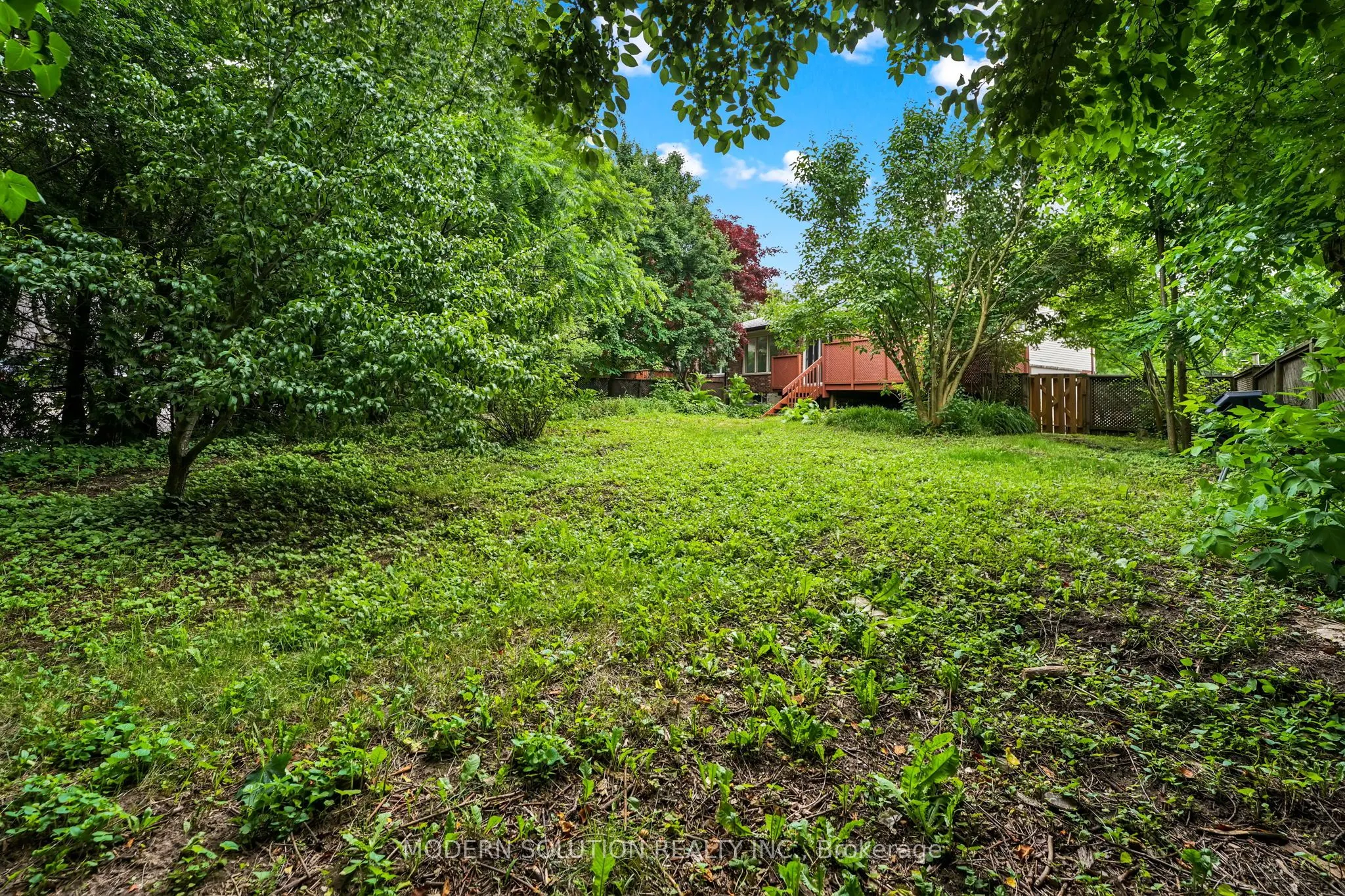 370A Churchill Court