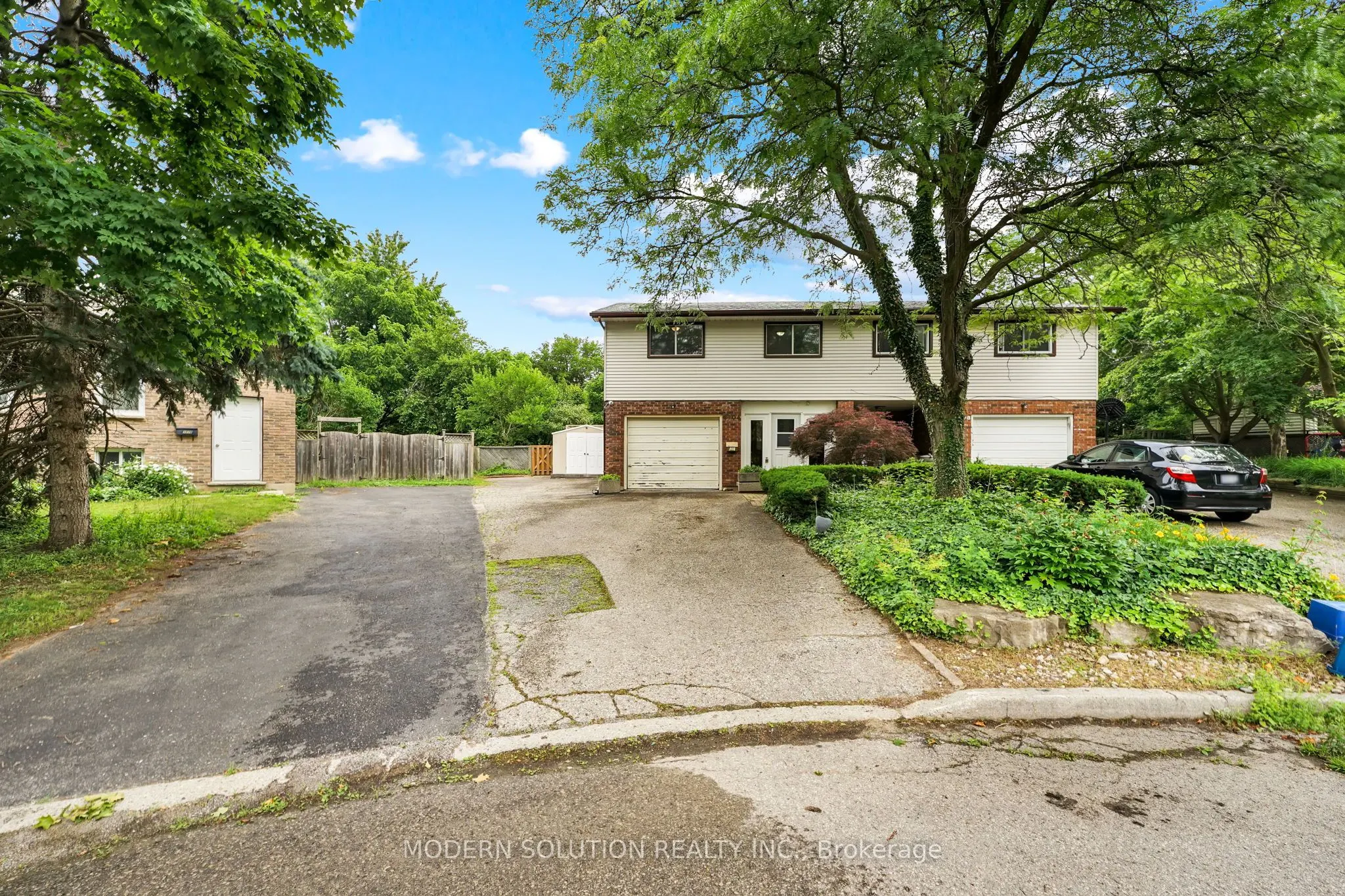 370A Churchill Court