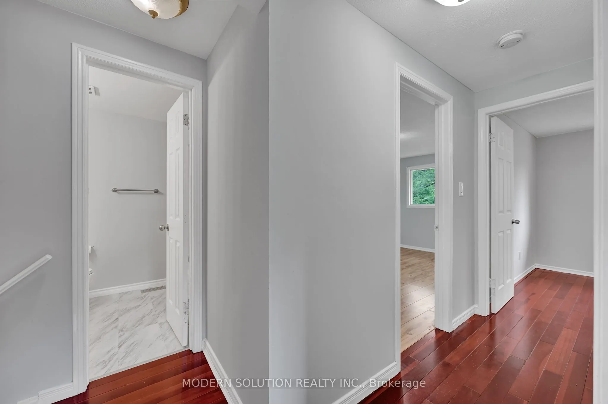 370A Churchill Court