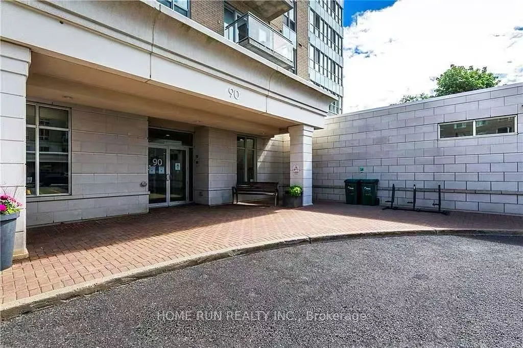 90 Landry Street, #801