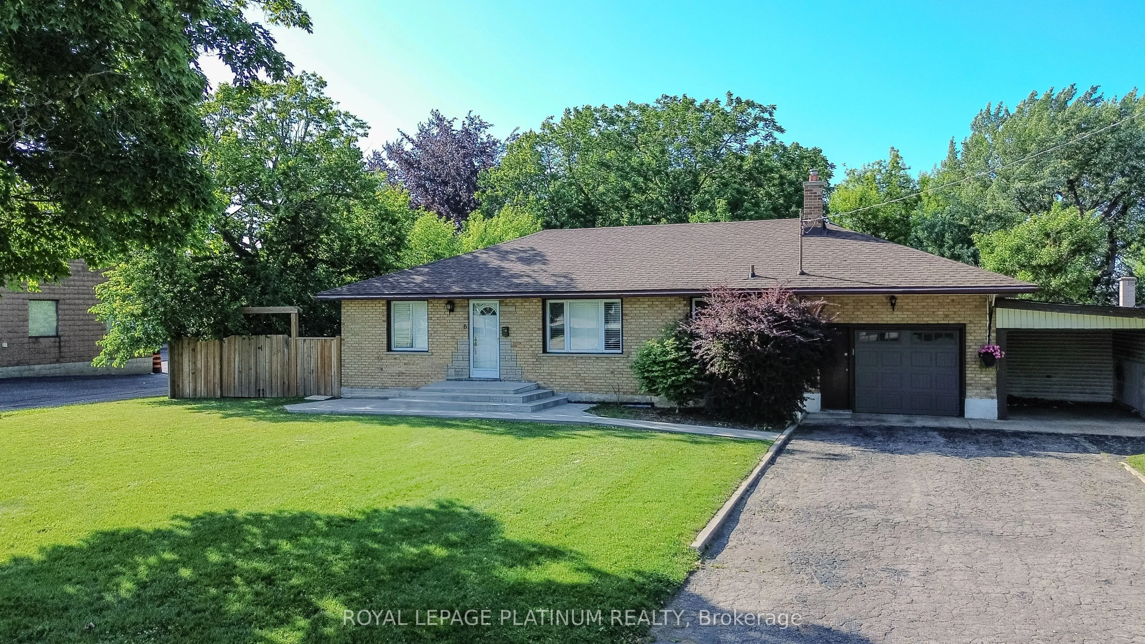 6 Varadi Avenue