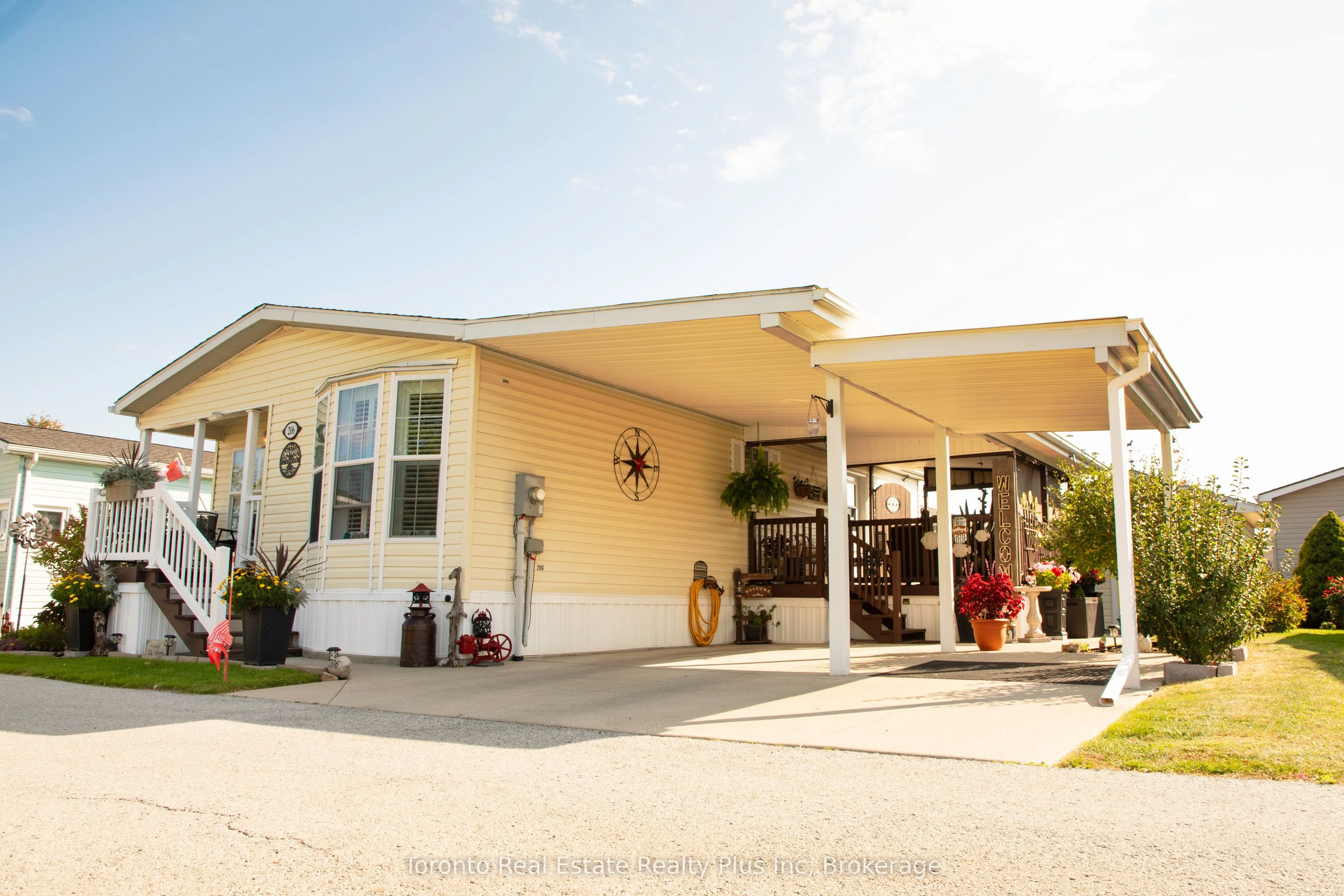 3033 TOWNLINE Road, #206