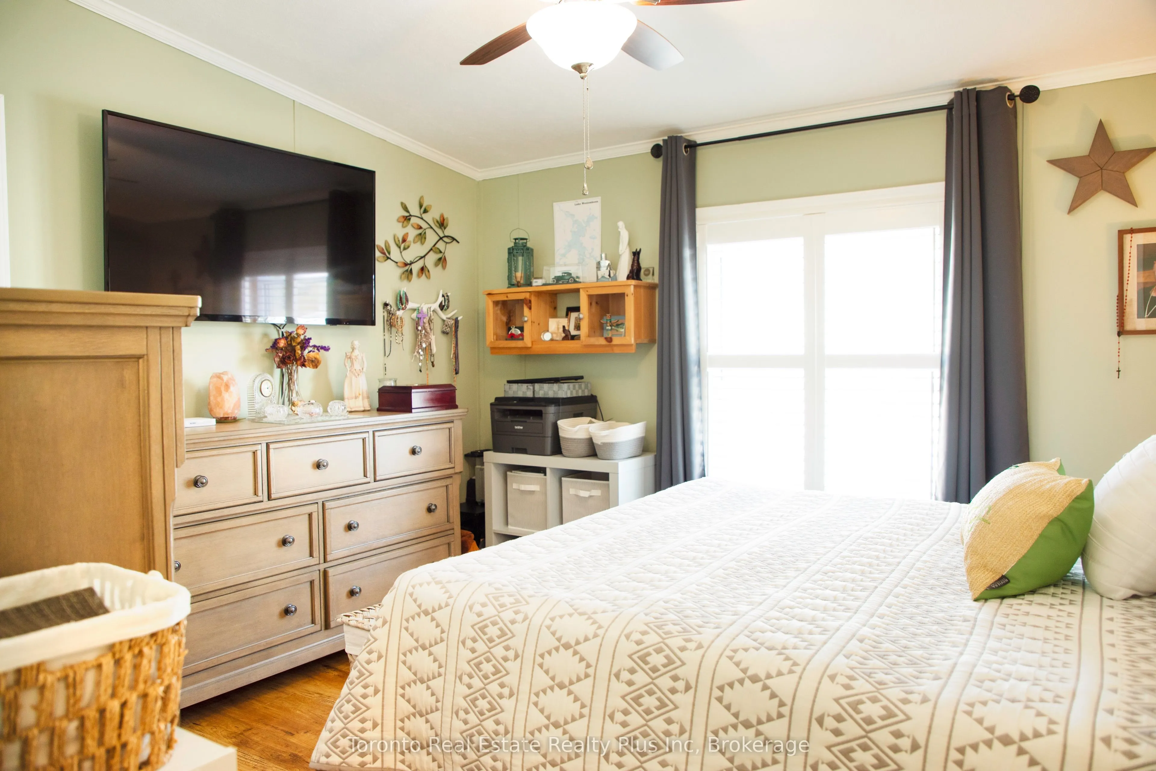 3033 TOWNLINE Road, #206