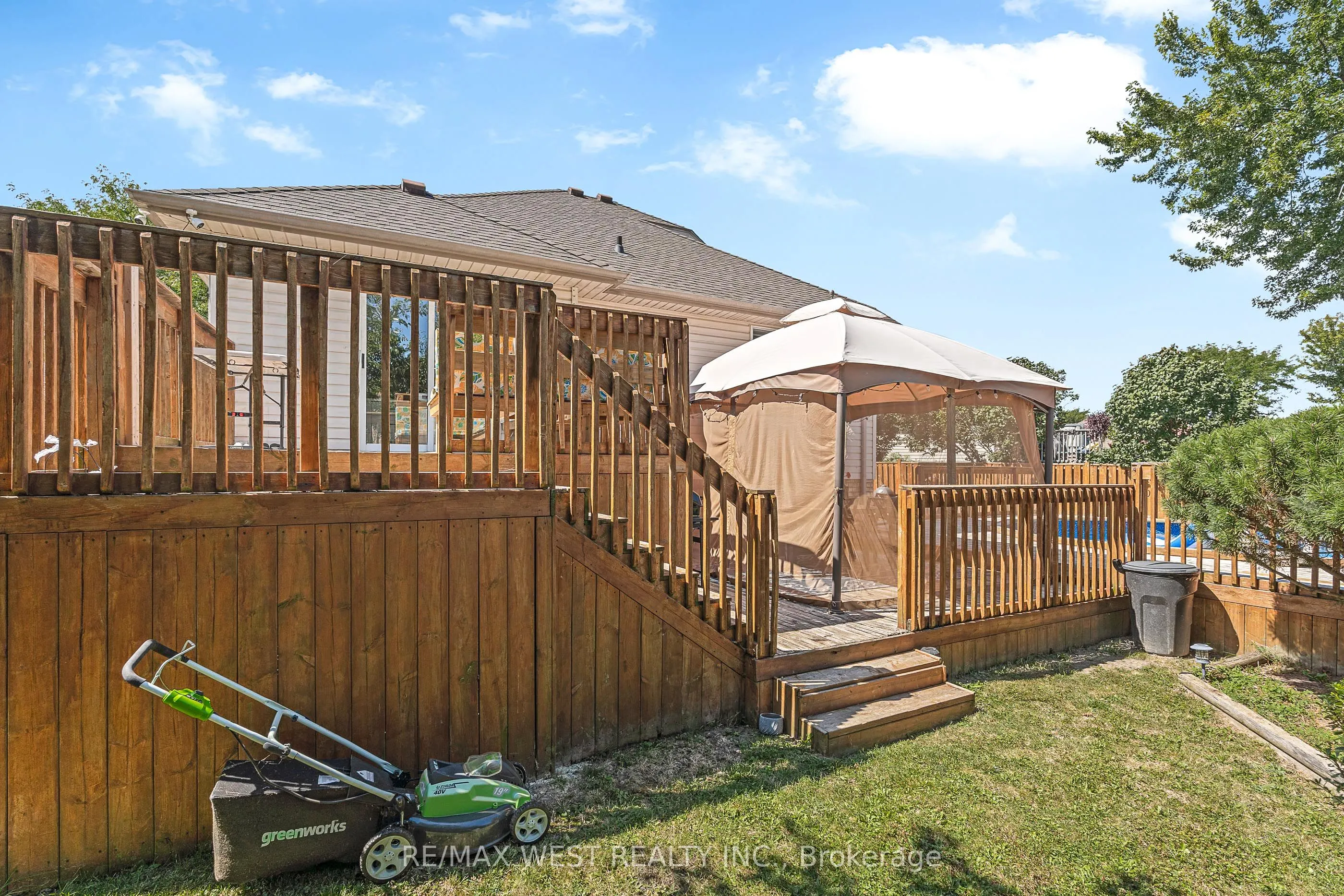 3462 Treeline Court