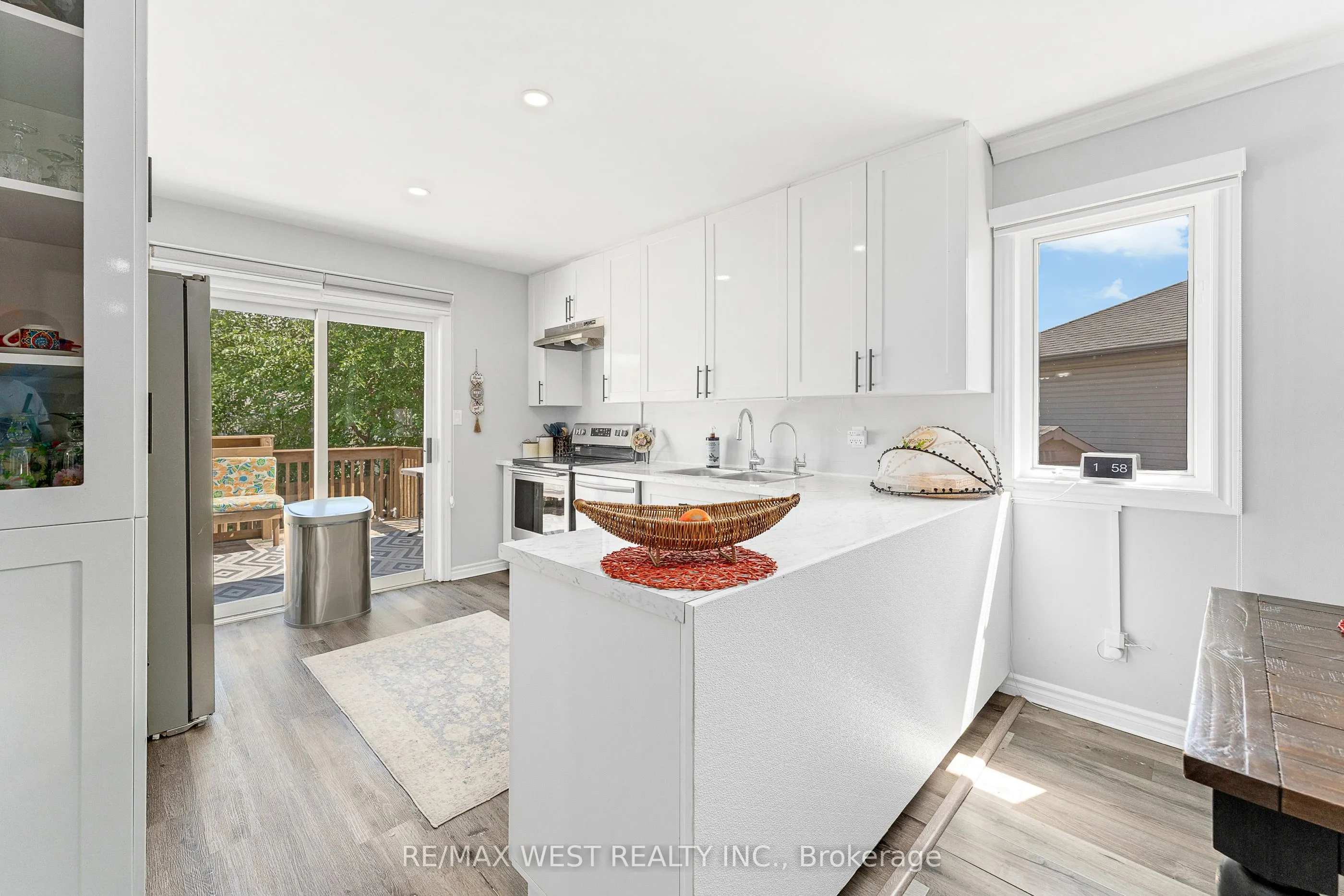 3462 Treeline Court