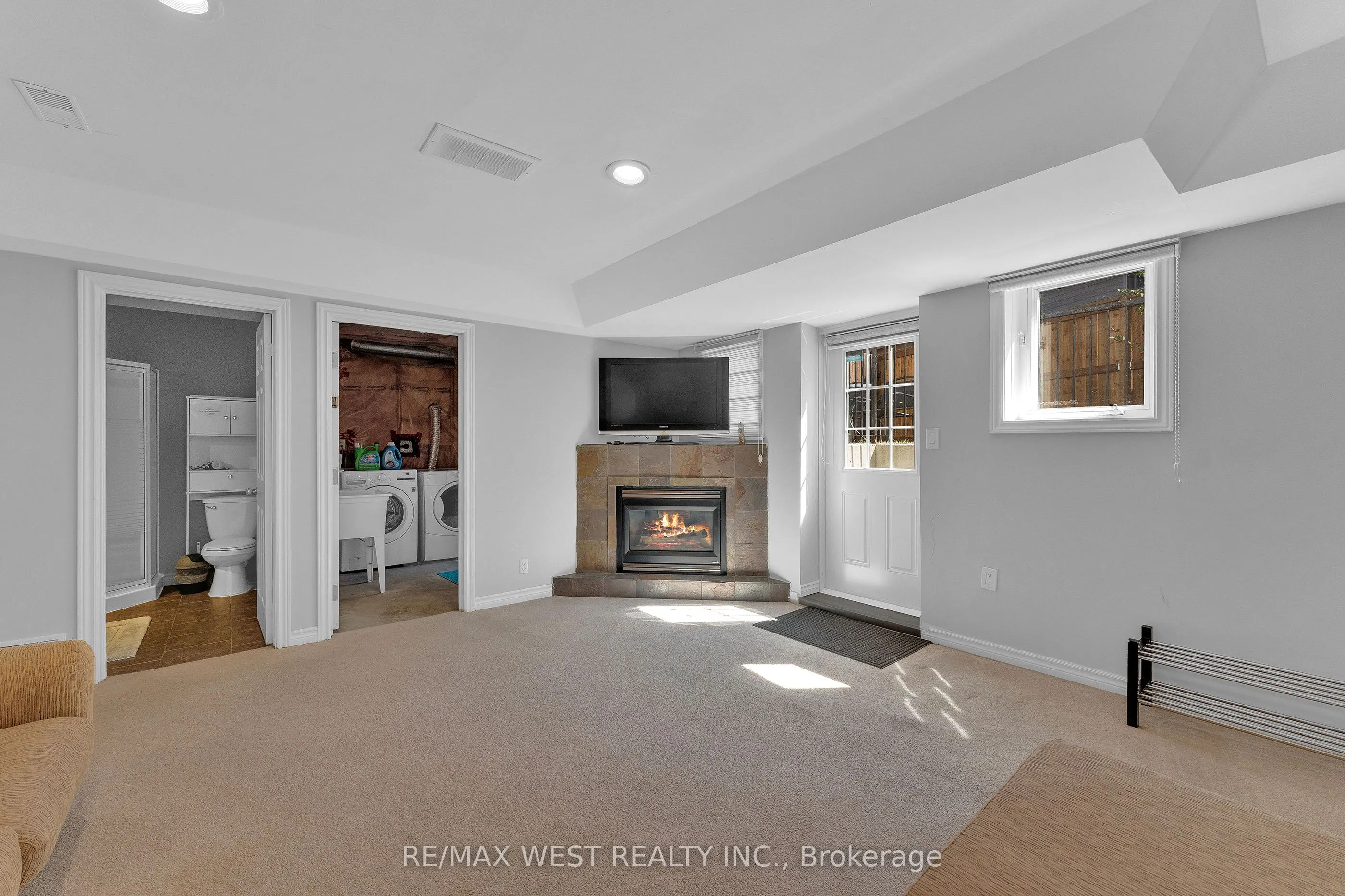 3462 Treeline Court